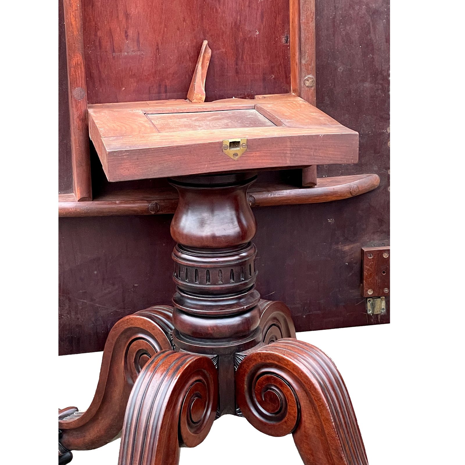 photo for sale Regency Mahogany Twin Pillar Dning Table(united Kingdom, Circa 1835)
