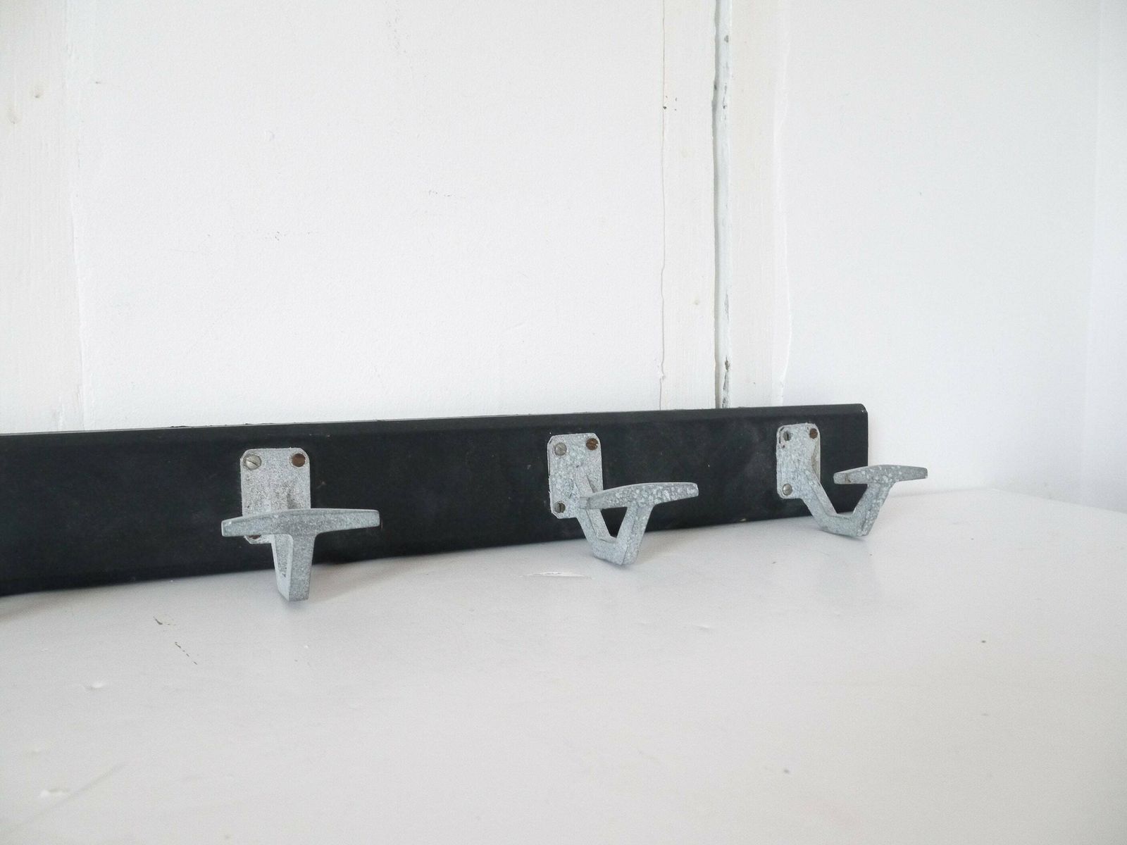 French Wooden Black Coat Rack Farmhouse Primitive Paint Extra Long photo 149.0