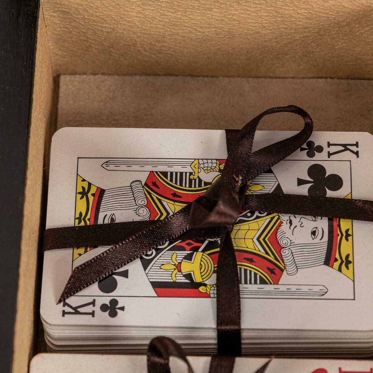 19th Century Victorian Walnut & Brass Card Games Box, C.1890 photo vinterior