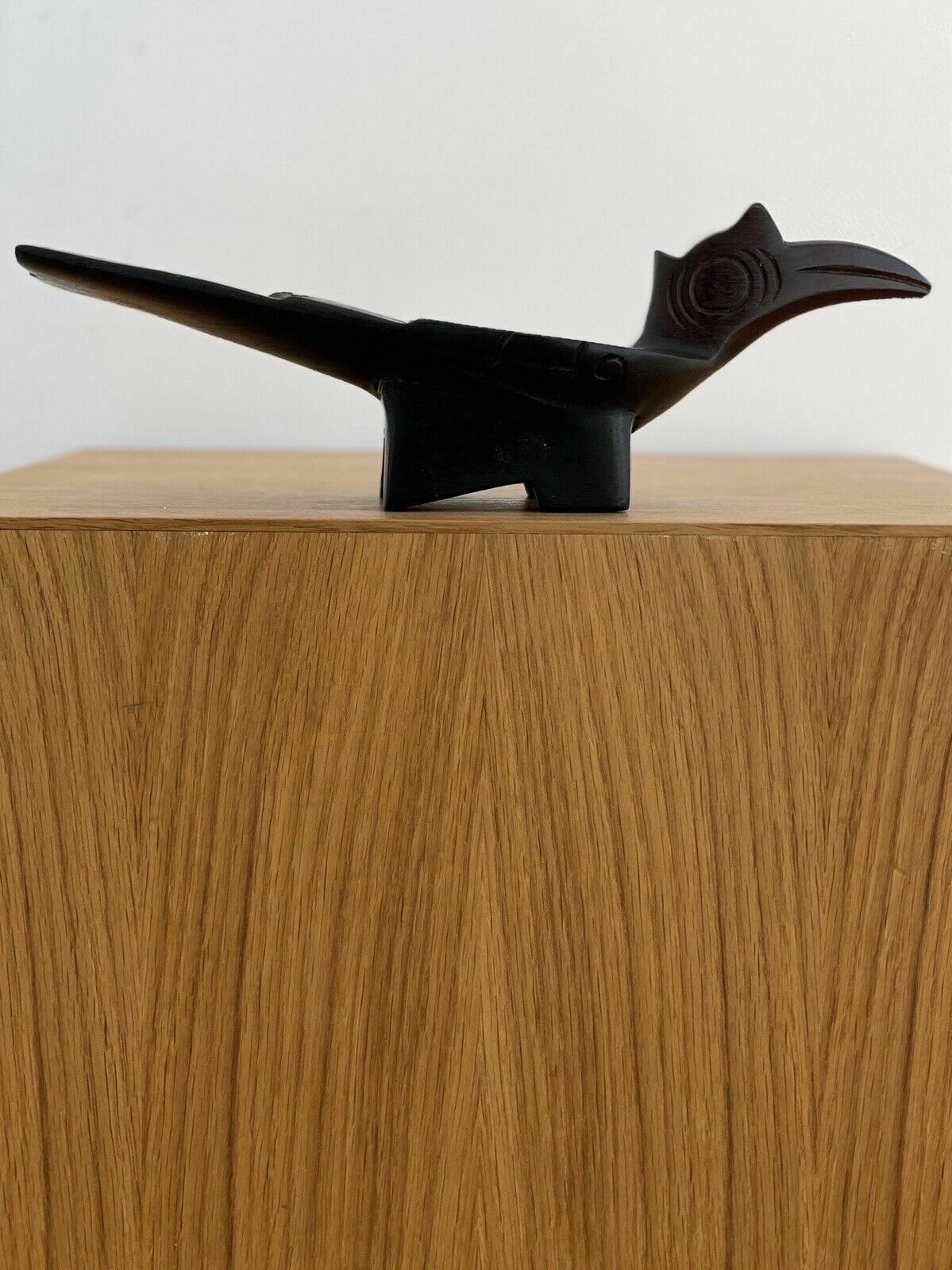 photo vintage 1950s Hornbill Rhinoceros Bird Hand Carved Wooden Bowl