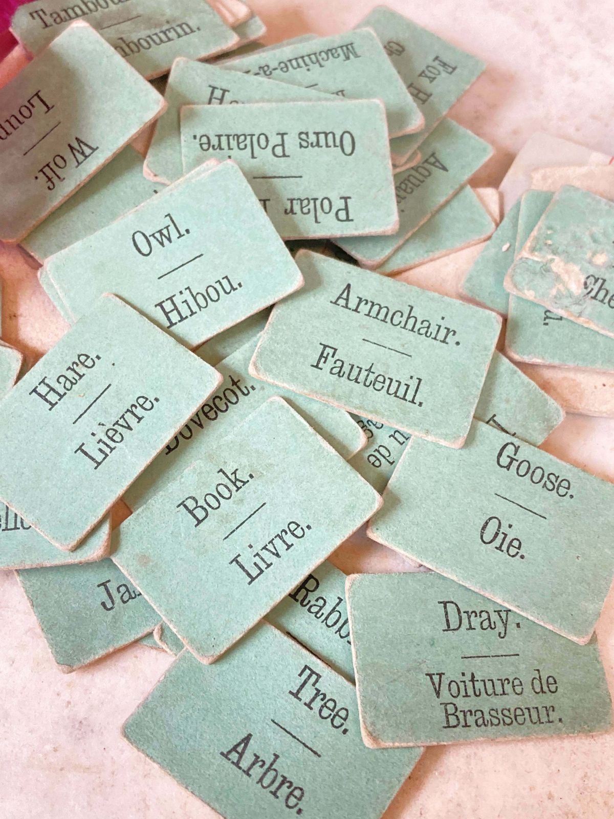 Victorian French/English Picture Loto Game photo Home Decor