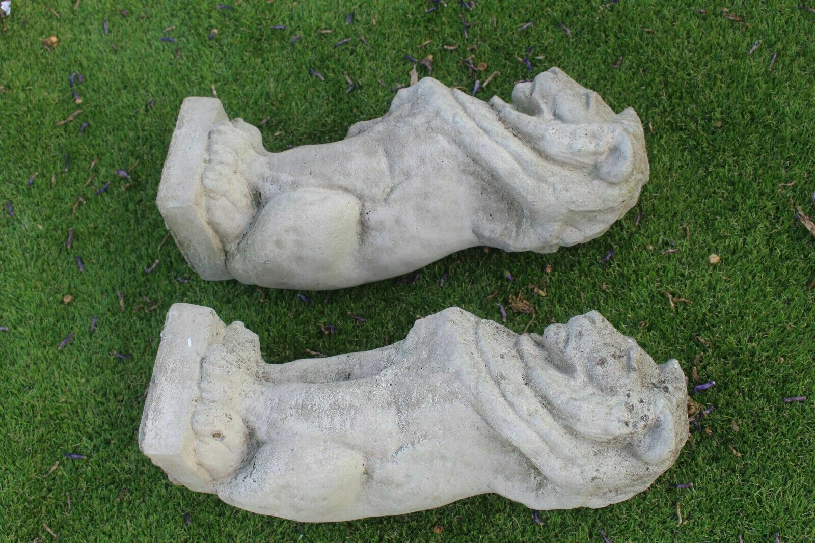 Pair Of Stone Lions Ornaments   Gardens Interio photo Garden Decor