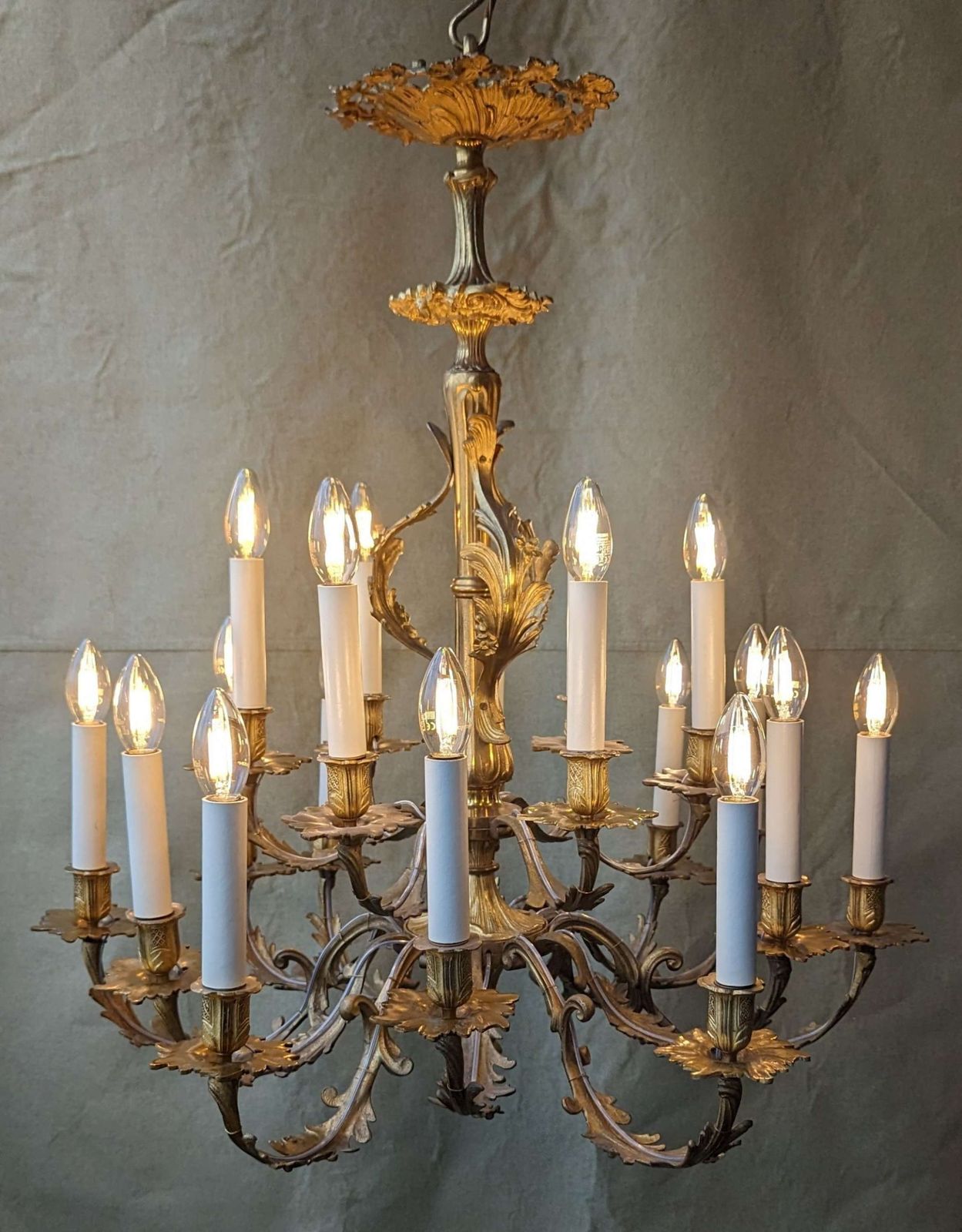 French Gilt Bronze 19th Century 18 Arm Chandelier photo furniture