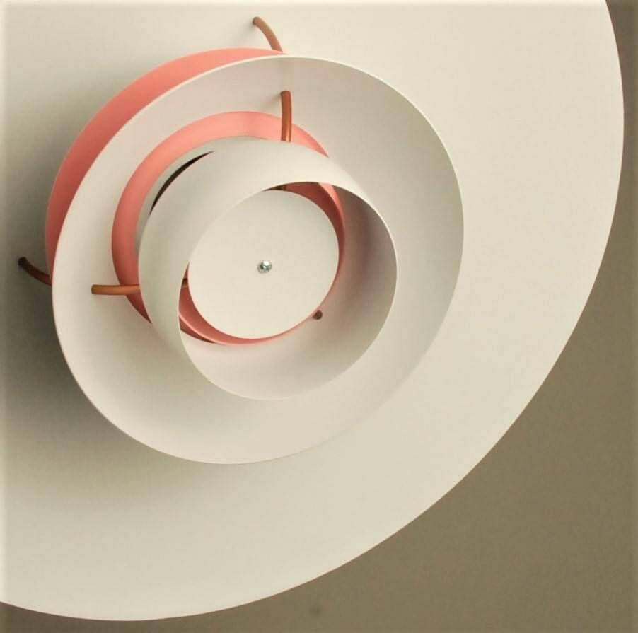Set Of 2 Louis Poulsen Pendant Lights 1970s | Color: Off White With Pink Anti Glare Rings And Copper Spacers photo Lighting