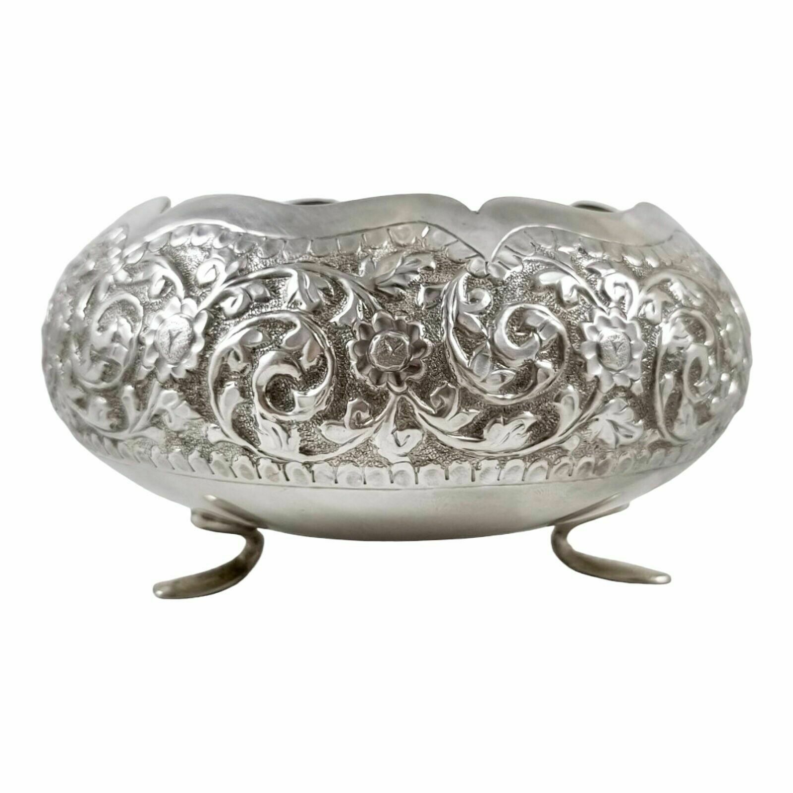 Indian Kutch Sterling Silver Tri Foot Round Sugar Bowl Embossed Flowers, Foliage photo vinterior