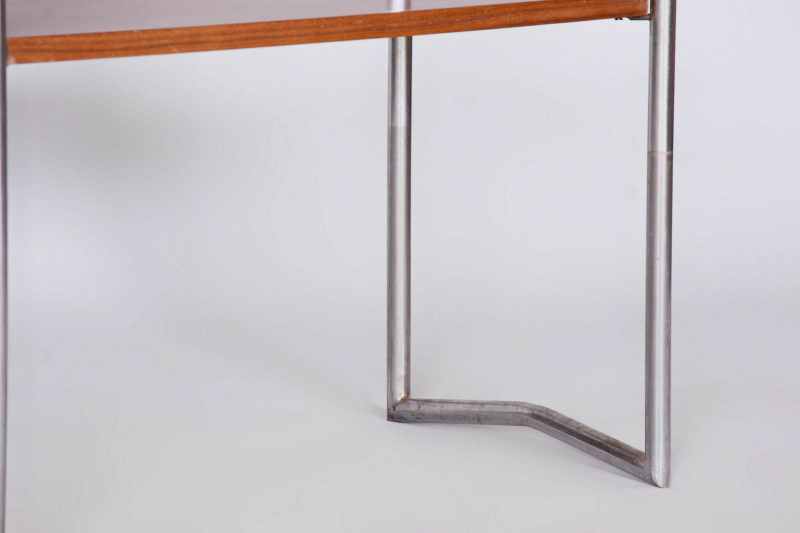 Restored Bauhaus Side Table, Hynek Gottwald, Walnut, Chrome, Czechia, 1930s photo Furniture