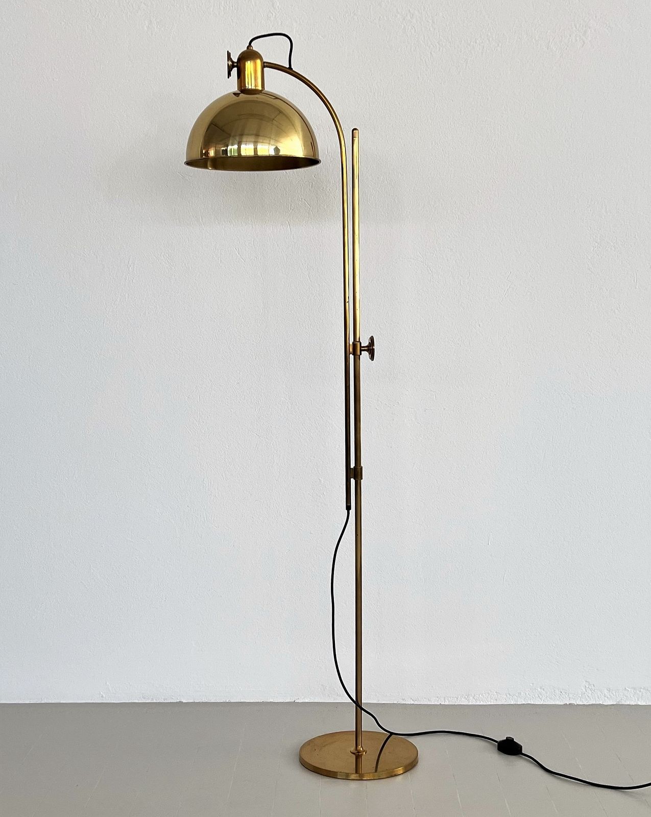Florian Schulz Mid Century Adjustable Floor Lamp In Full Brass, 1970s