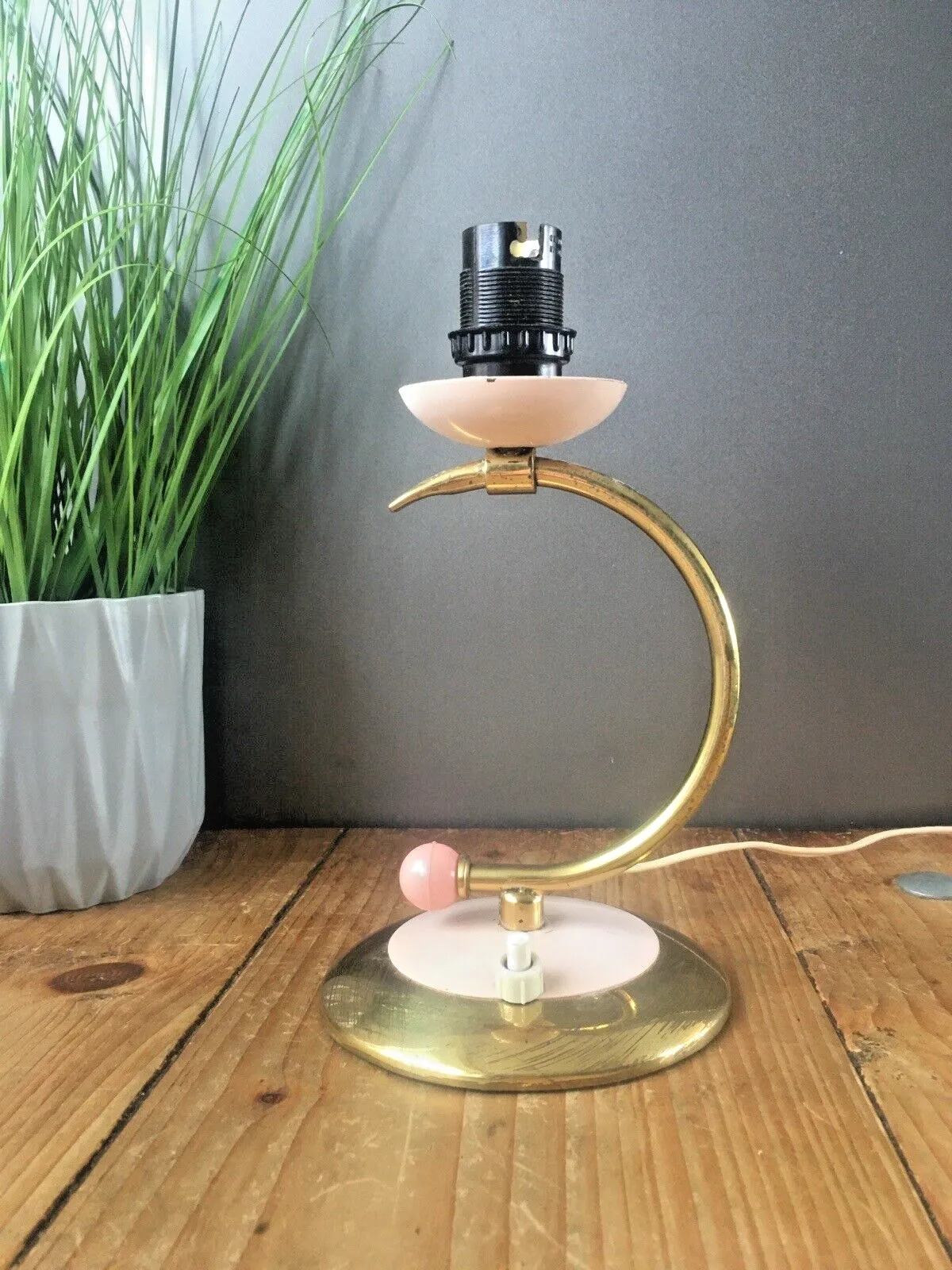 Pink Art Deco Hollywood Glam Brass Plated Push Switch Bedside Table / Desk Lamp