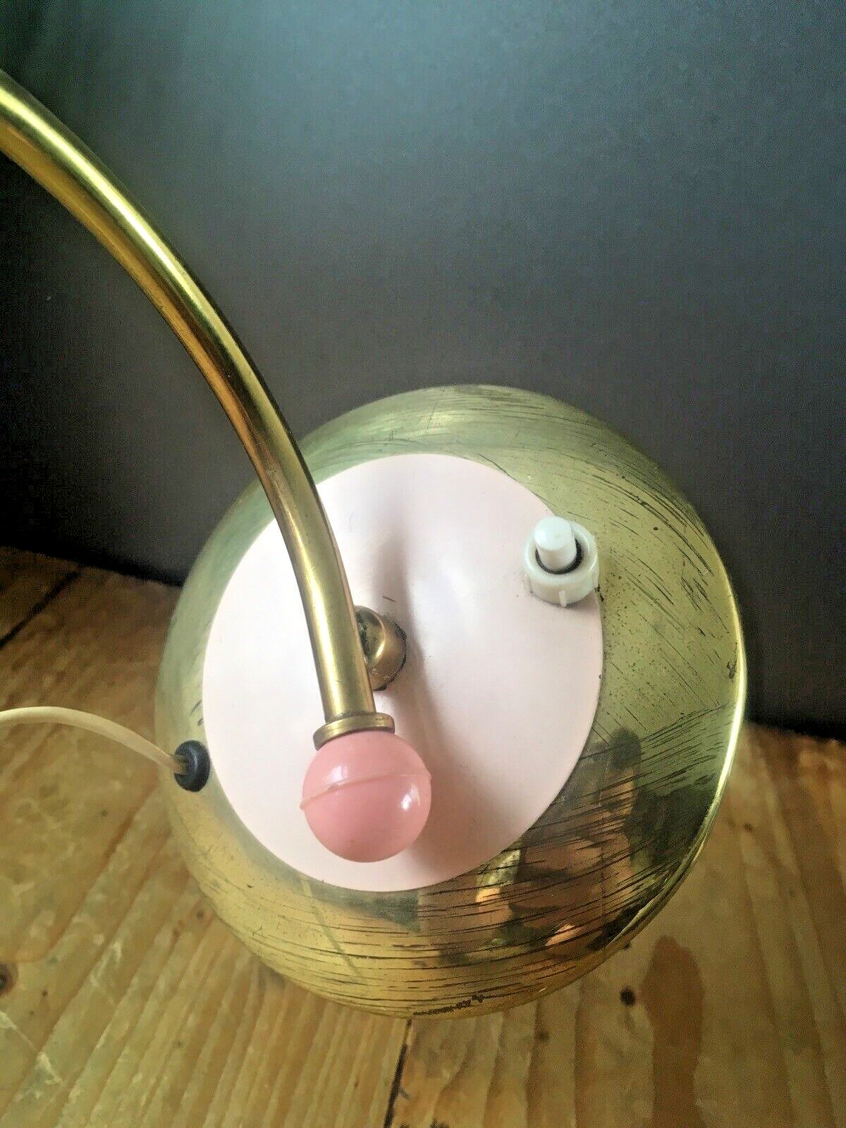 Pink Art Deco Hollywood Glam Brass Plated Push Switch Bedside Table / Desk Lamp photo 100.0