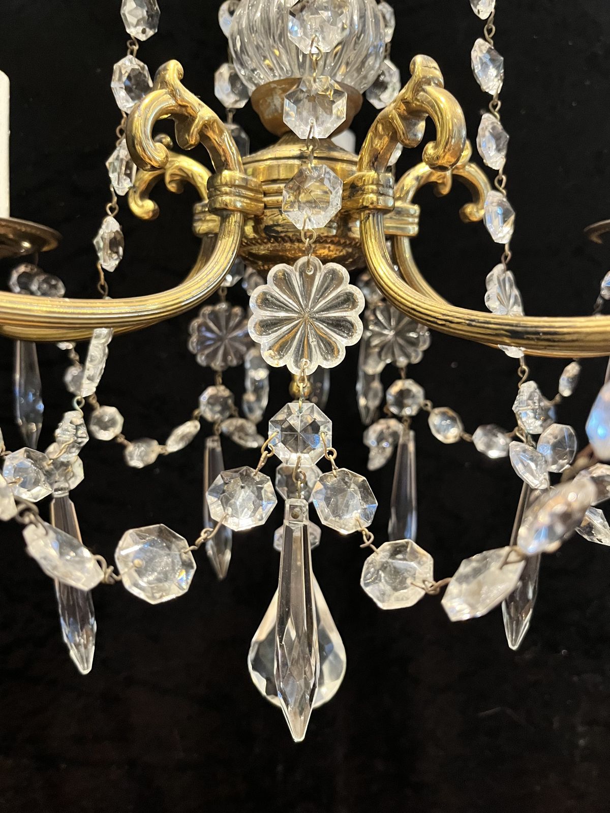 1350.0 A Pair Of French Five Light Antique Chandeliers. Cr675. £1350 photo
