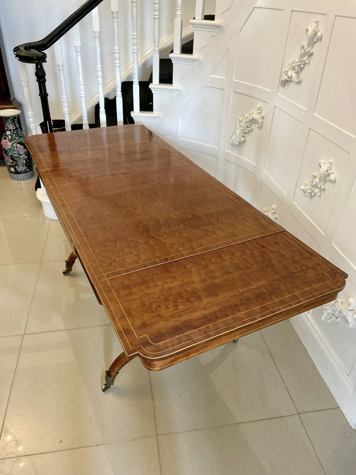 Unusual Antique 19th Century Quality Mahogany And Satinwood Inlaid Freestanding Dining Table photo 4450.0