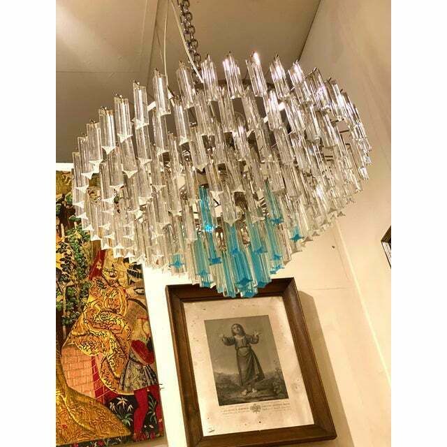 photo furniture Contemporary Transparent And Ligh Blue Triedro Murano Glass Chandelier