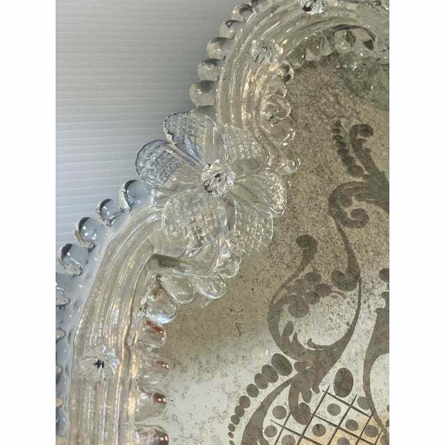 photo furniture Venetian Squared Floreal Hand Carving Mirror In Murano Glass