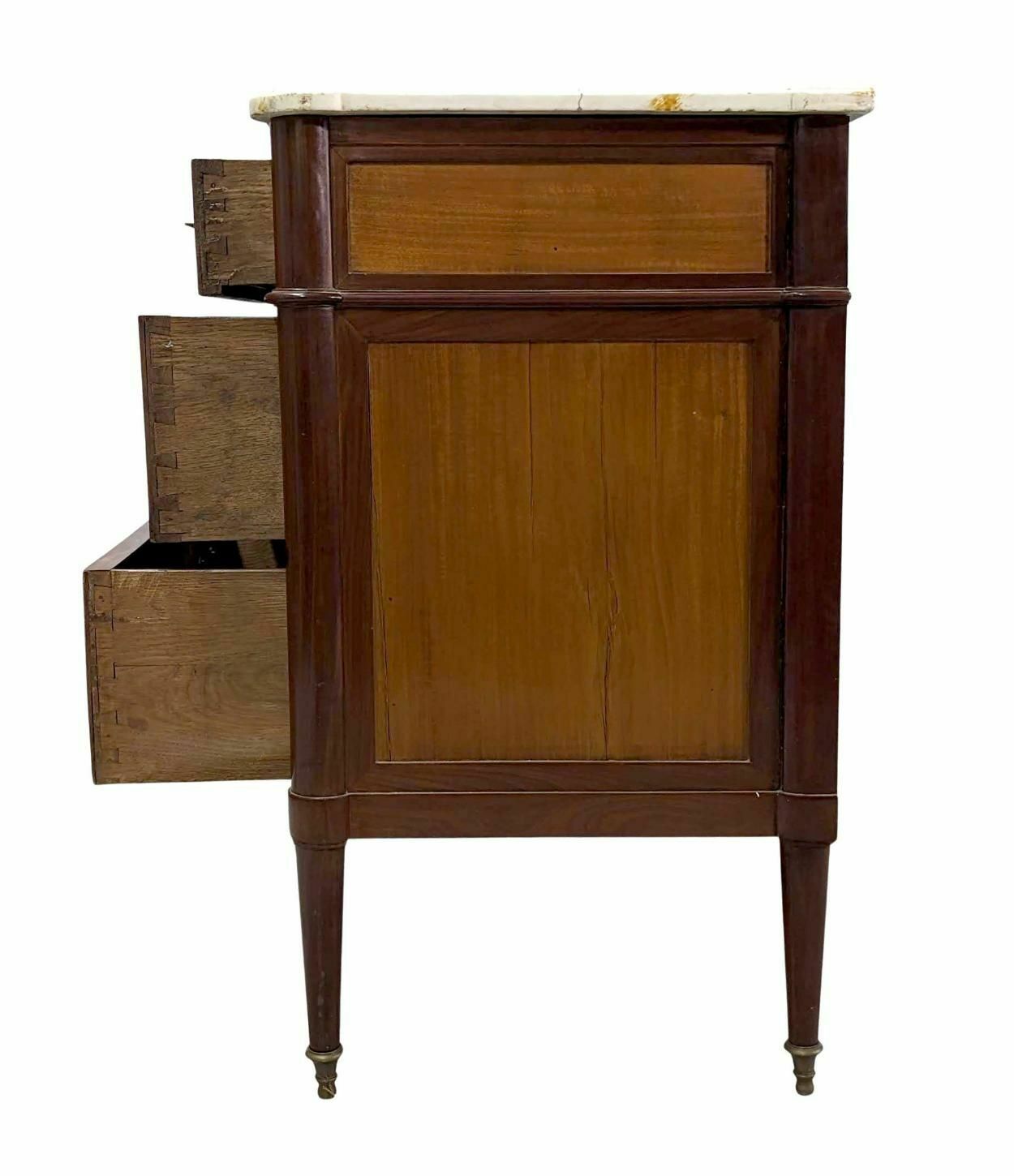 Louis XVI Mahogany Chest Of Drawers, 18th Century photo for sale