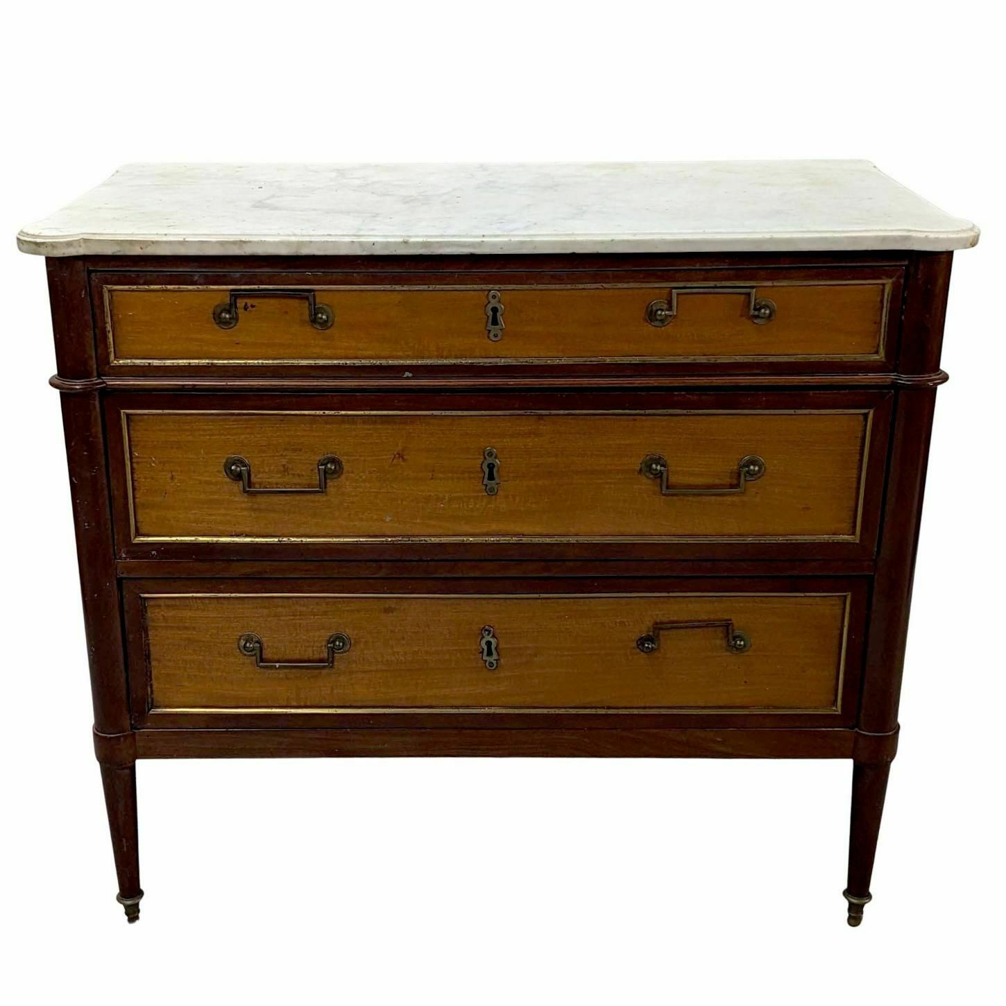 Louis XVI Mahogany Chest Of Drawers, 18th Century photo 2059.0