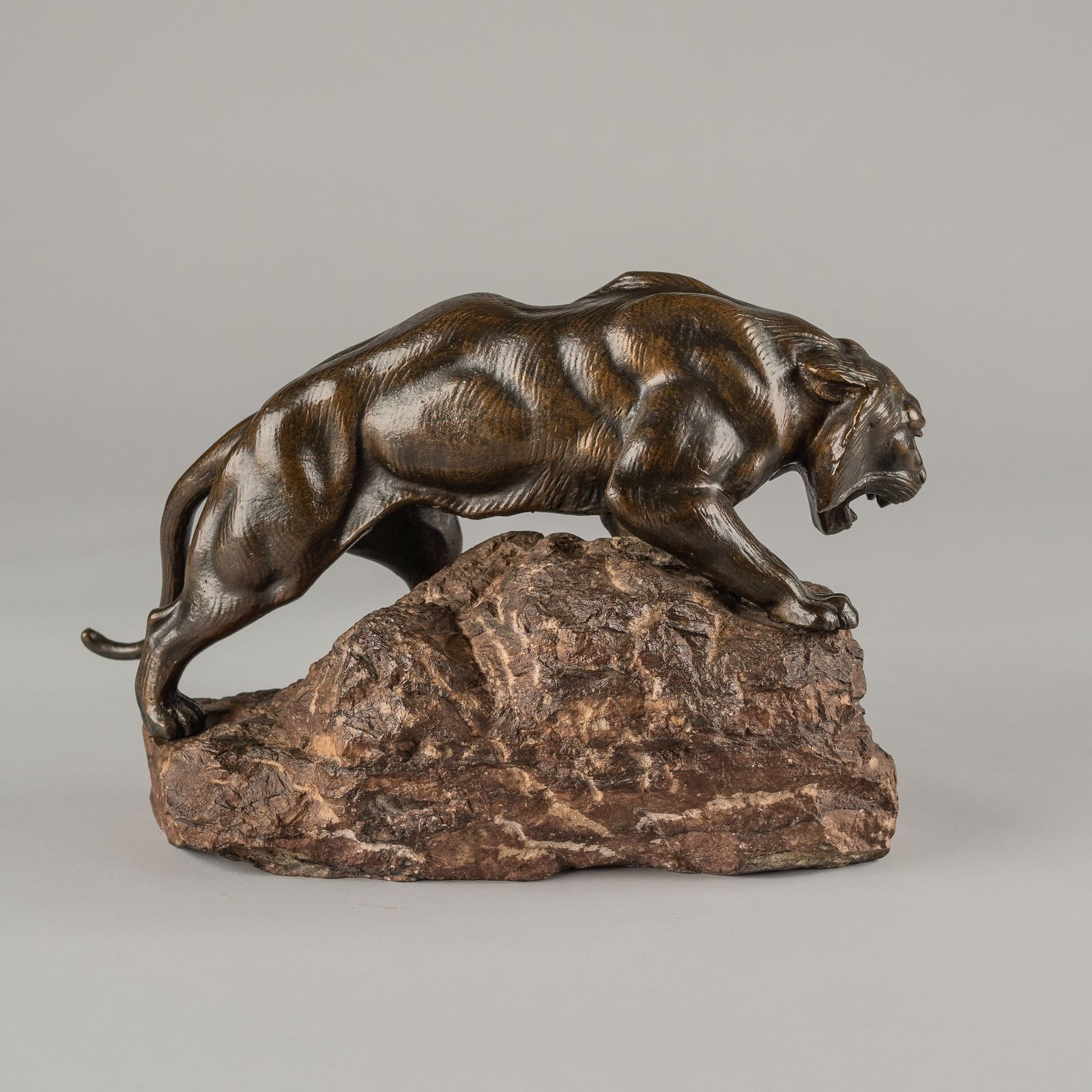 Large French Bronze Sculpture Of A Tiger Set On A Carved Marble Base Signed Andrey photo vinterior