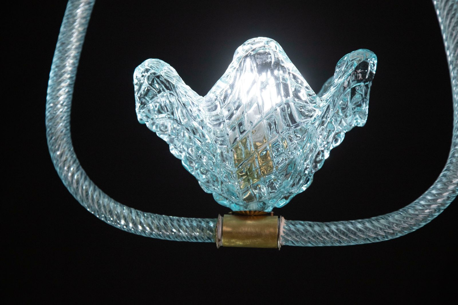 photo furniture Elegant Blue Art Decò Barovier E Toso Pendant Light, Murano Glass, 1940s