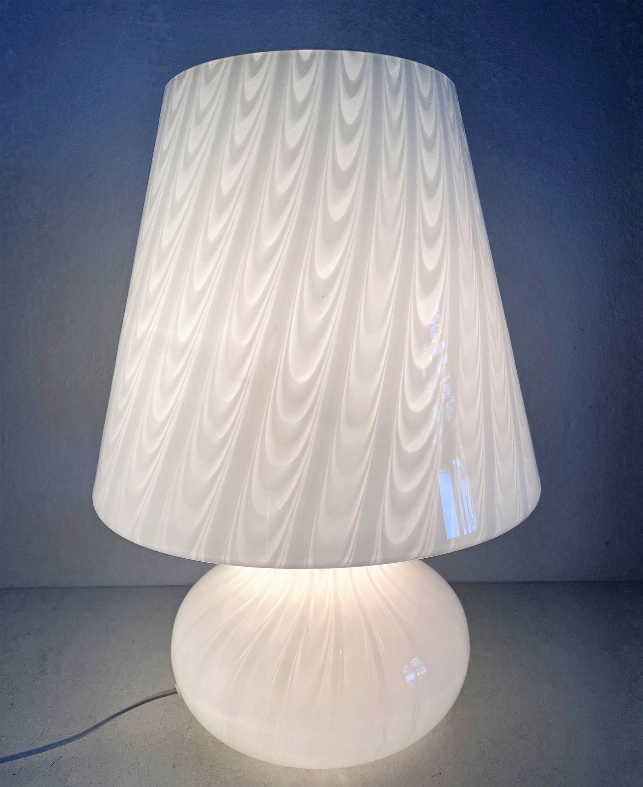 Italian Large Murano Glass Mushroom Table Lamp With Swirl Glass, 1970s photo 1178.0