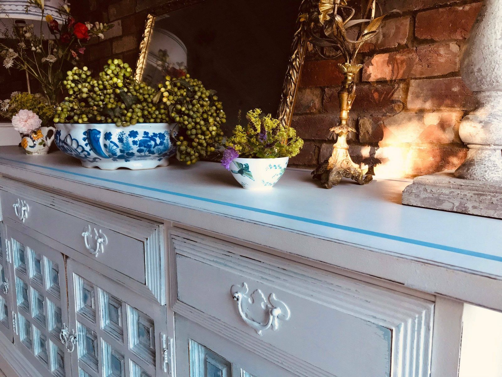 Large Antique Shabby Chic Sideboard/White Distressed Sideboard/Large Vintage Sideboard/Coastal Sideboard/Painted Toledo Sideboard photo Furniture