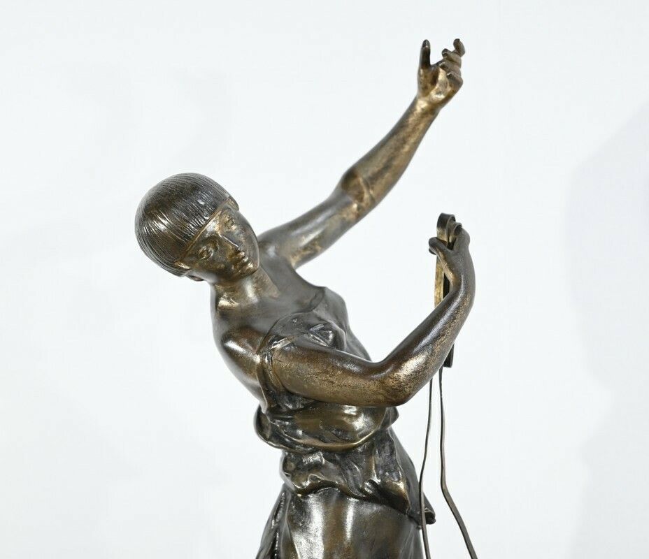 Spelter And Marble Sculpture, Art Deco – Early 20th Century photo vinterior