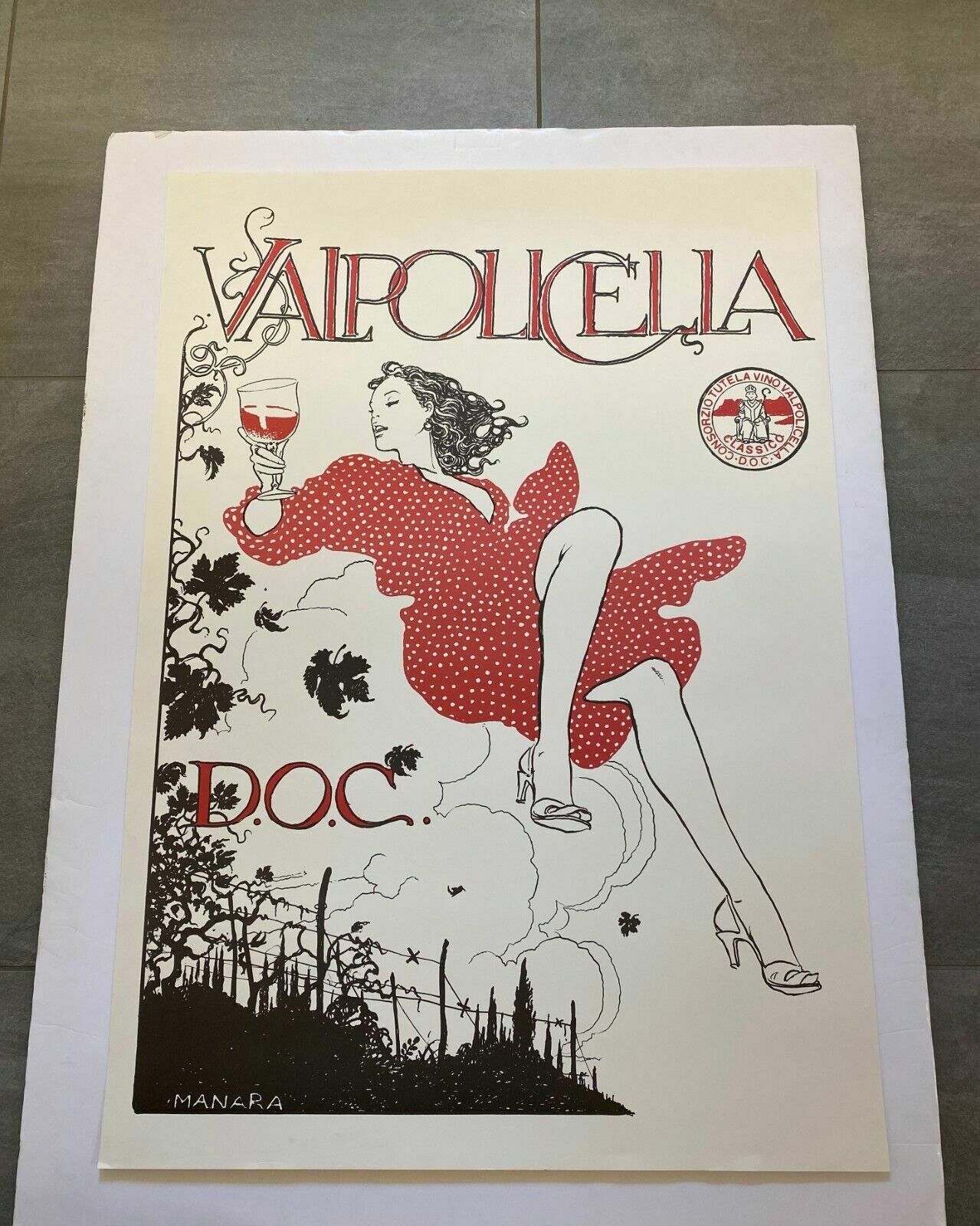 Milo Manara, 1980 Ca   Valpolicella   Original Vintage Affiche Cm 100 X 70 photo for sale