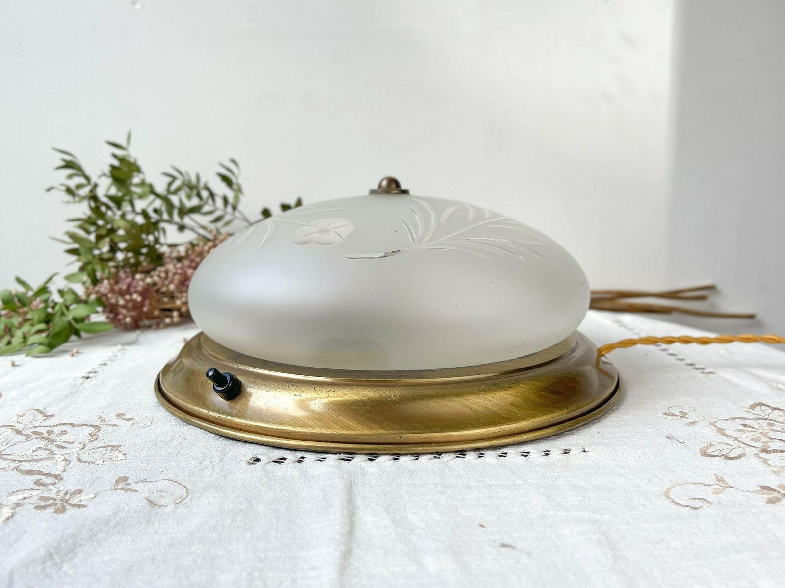 Vintage Table Lamp Globe In Old Chiseled Glass ~ Vintage Light Fixture ~ Original Lamp ~ Bedside Lamp ~ Art Deco Lamp ~ Table Lamp photo for sale