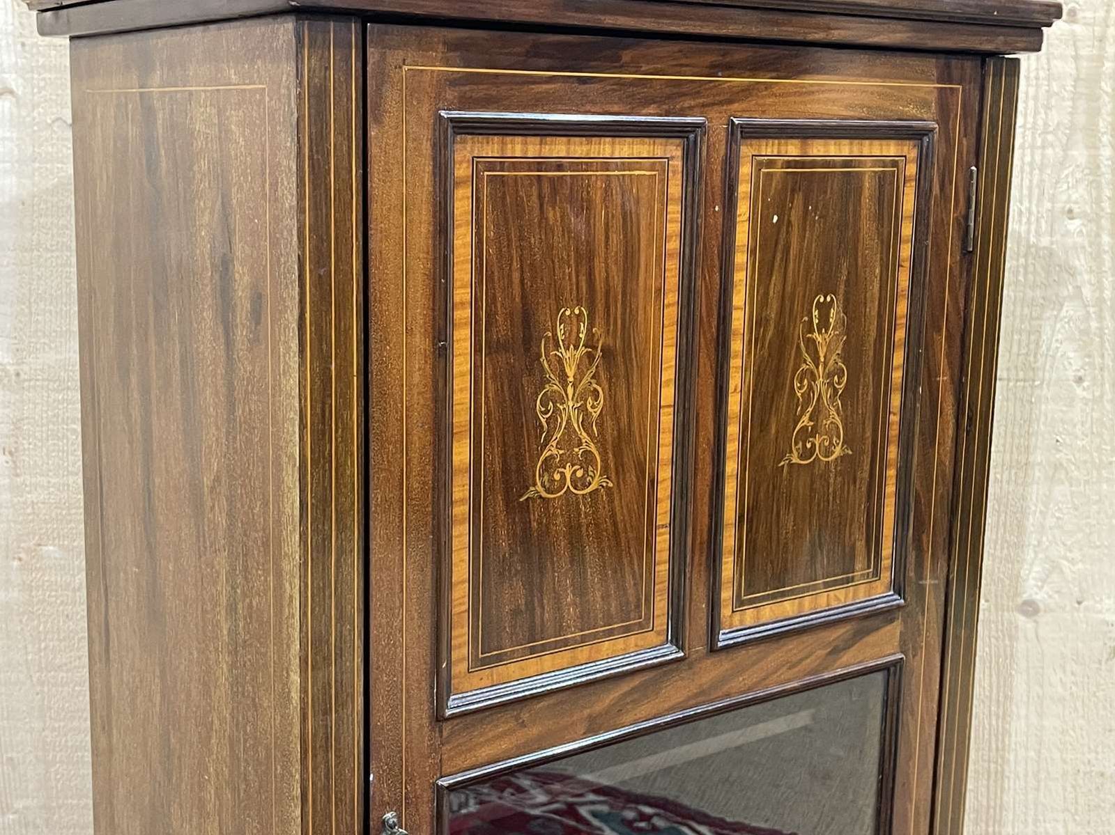 1 Door Mahogany Bookcase, English Work From The 19th Century photo furniture