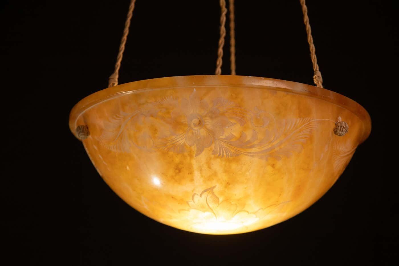 Antique Art Decò Liberty Alabaster Chandelier With Decorations, 1940s photo vintage