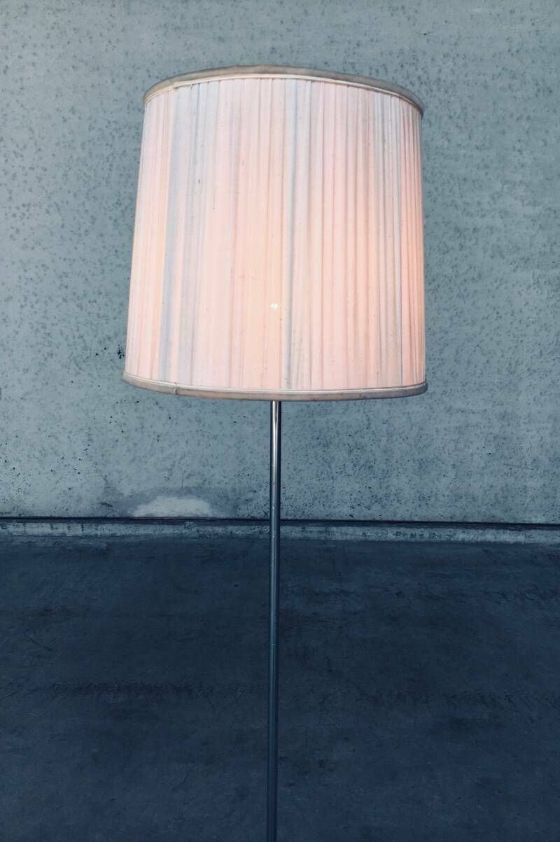 Mid Century Modern Design Slanke Vloerlamp photo vintage