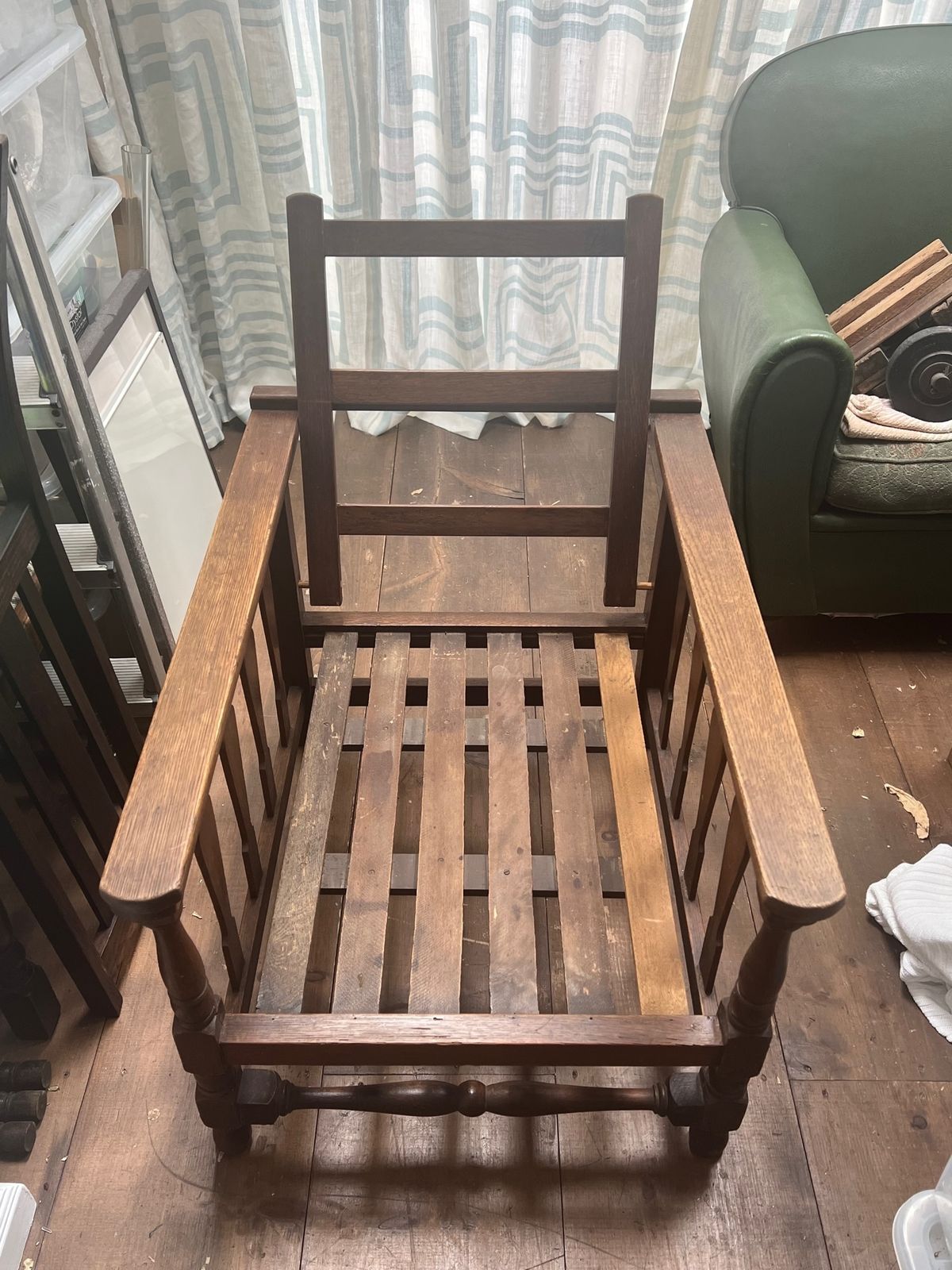 Pair Of Oak Morris Chairs In Very Good Condition