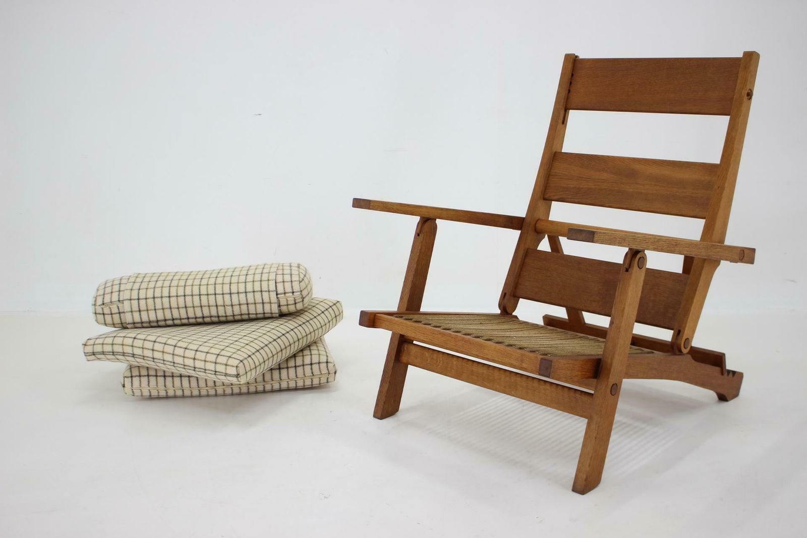4422.0 Rare Hans J. Wegner Oak Reclining Lounge Chair Model Ap71, Denmark 1968 photo