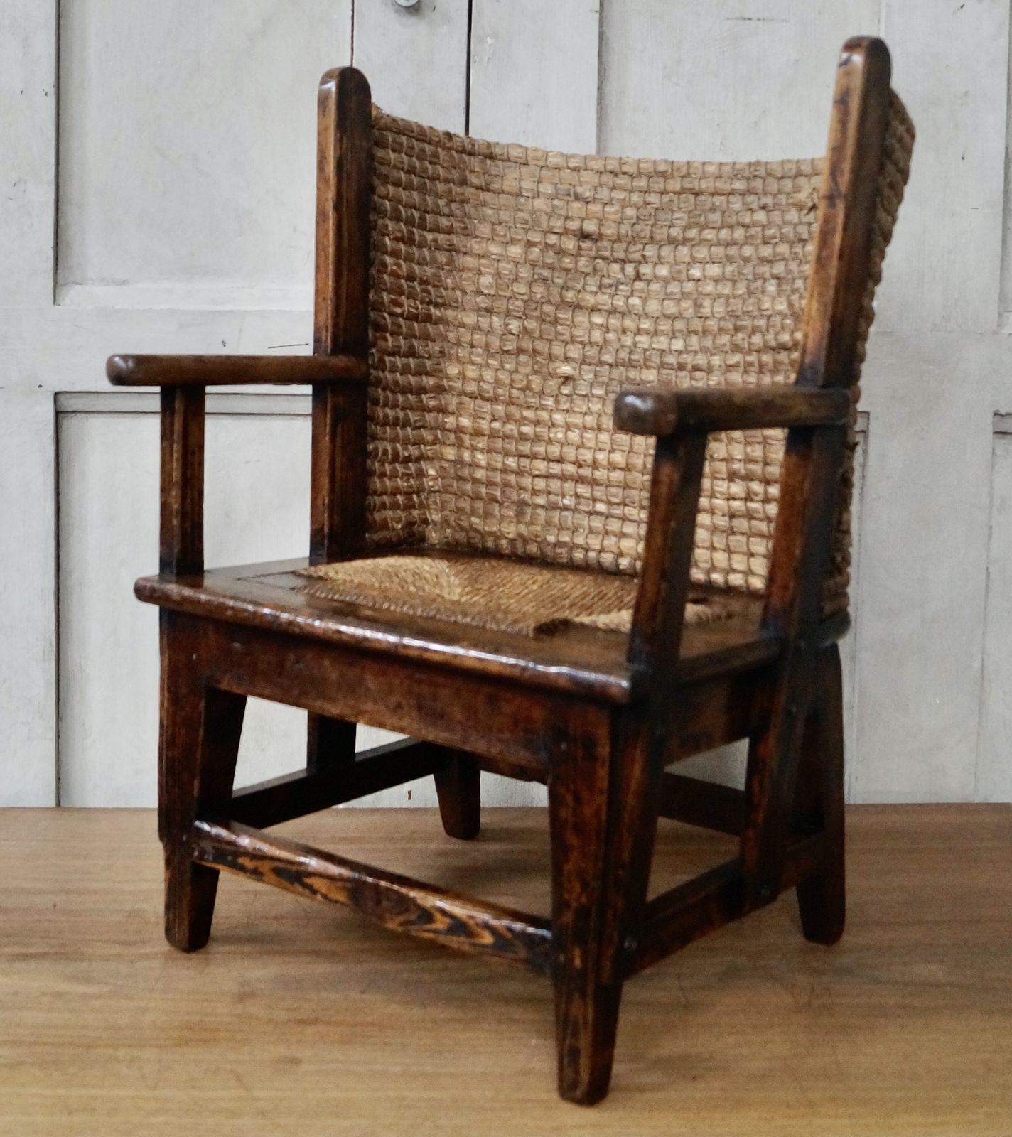 Child’s Scottish Orkney Chair, 1800s photo vintage