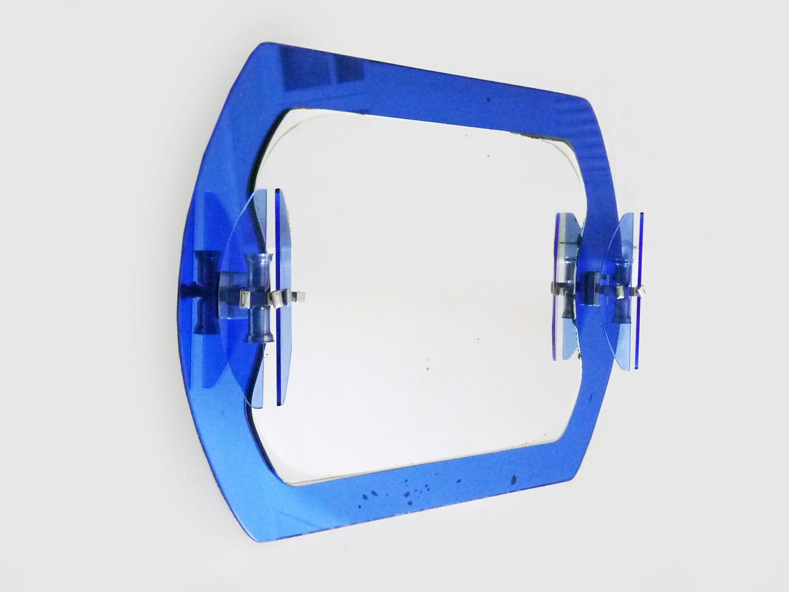 Grand miroir Veca bleu cobalt et appliques murales en 2 teintes Veca Fontana Arte Italie photo Luminaires