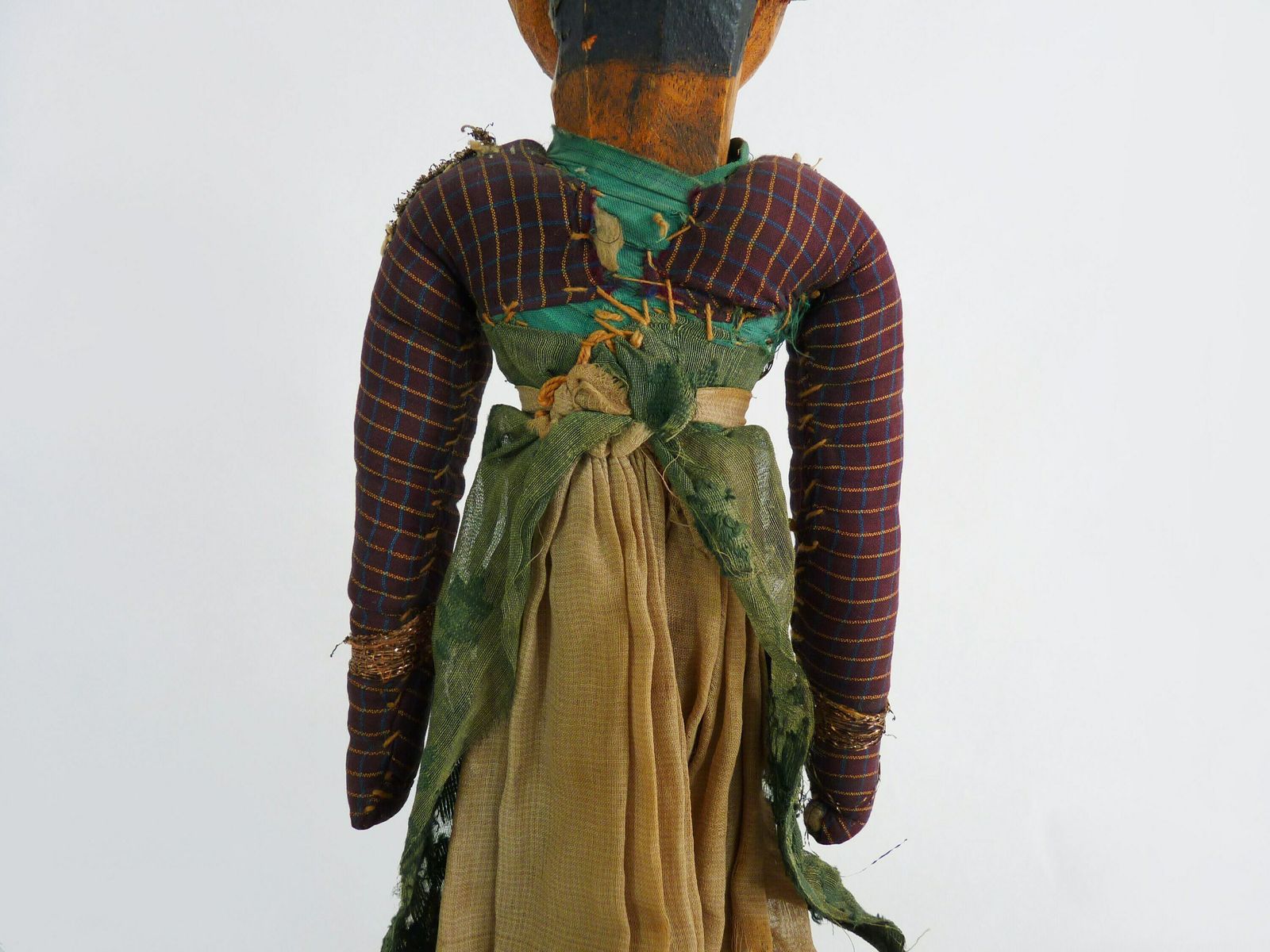 Large Vintage Indonesian Wayang Golek Puppet Carved In Wood And Fabrics photo vintage