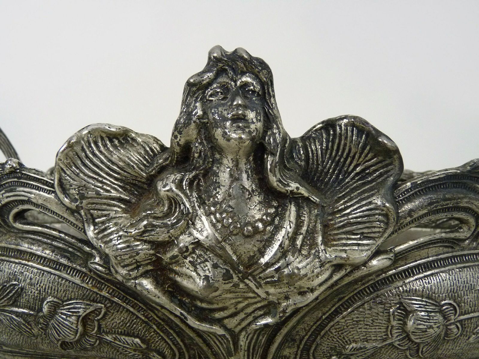 Art Nouveau Verzilverde Bronzen Bloembak photo 501.28