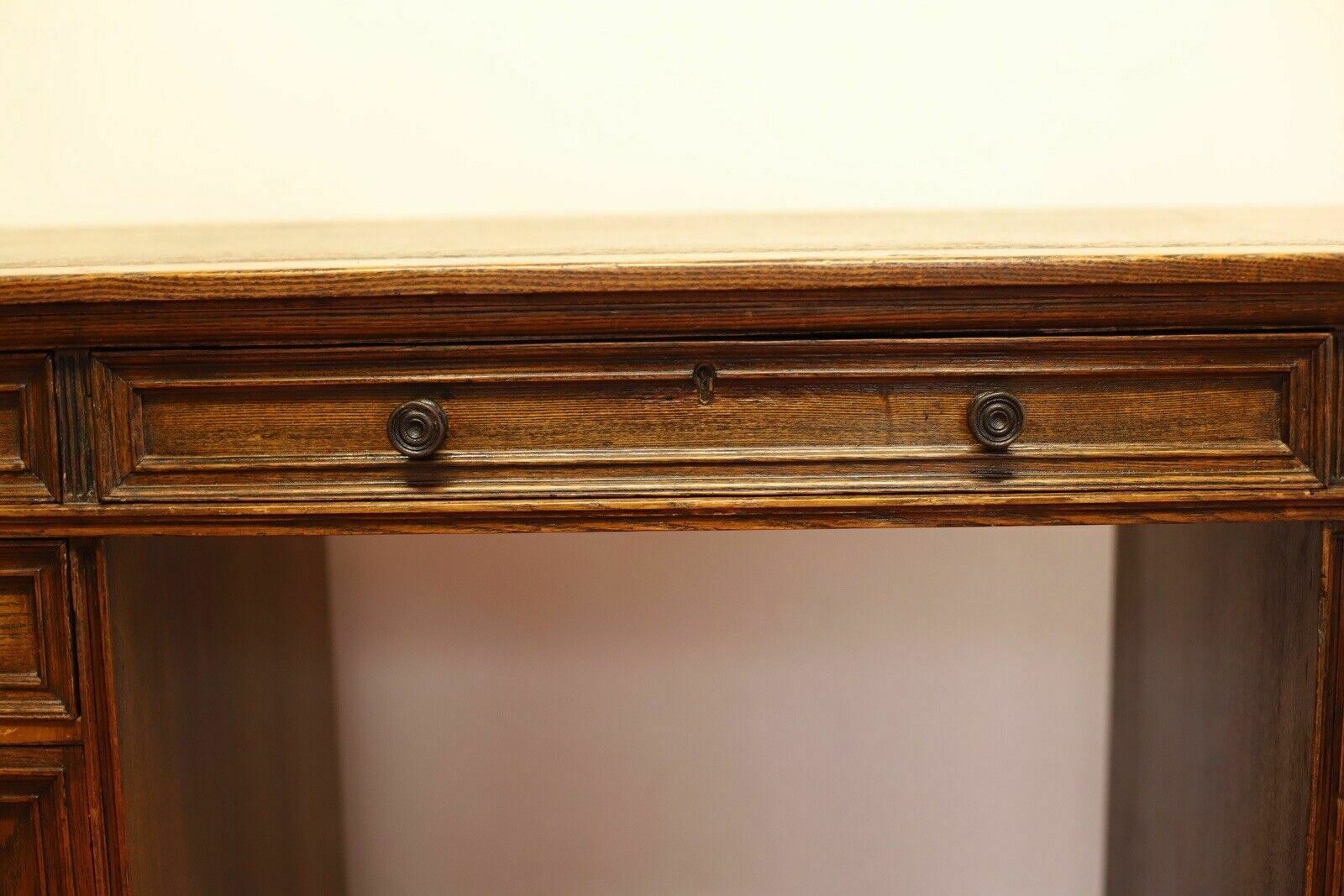 Howard&Son’s Beautiful Victorian Oak Pedestal Desk photo buy