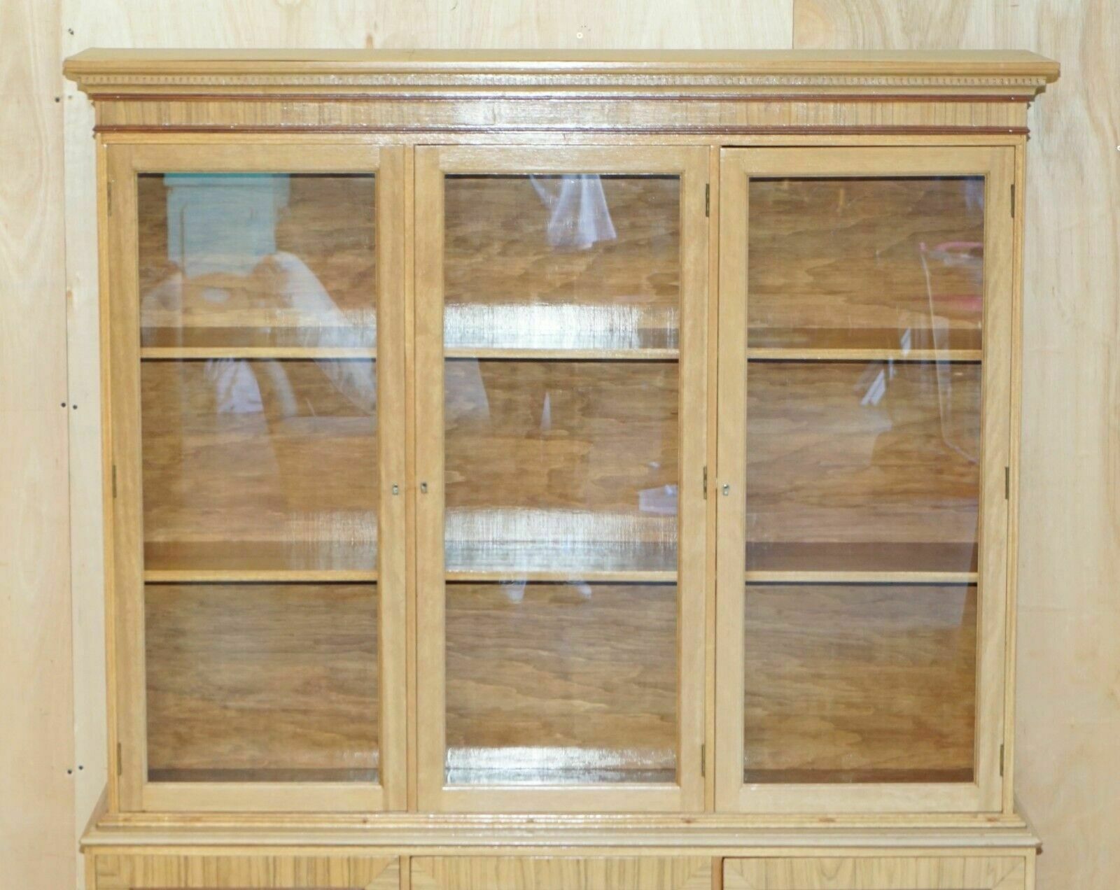 Davind Linley Style Satinwood Walnut & Rosewood Library Bookcase Cupboard Base photo for sale