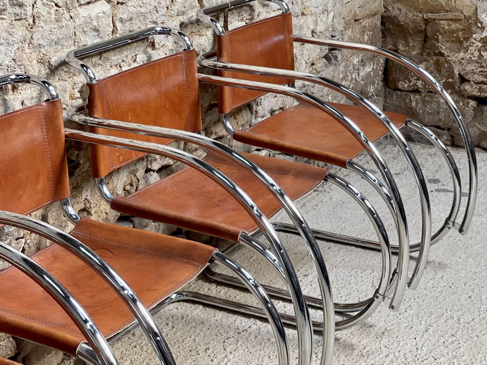 2995.0 Set Of 4 Four Mies Van Der Rohe Mr 20 Chair Chairs Dinning Club Lounge Occasional Bauhaus Mid Century photo