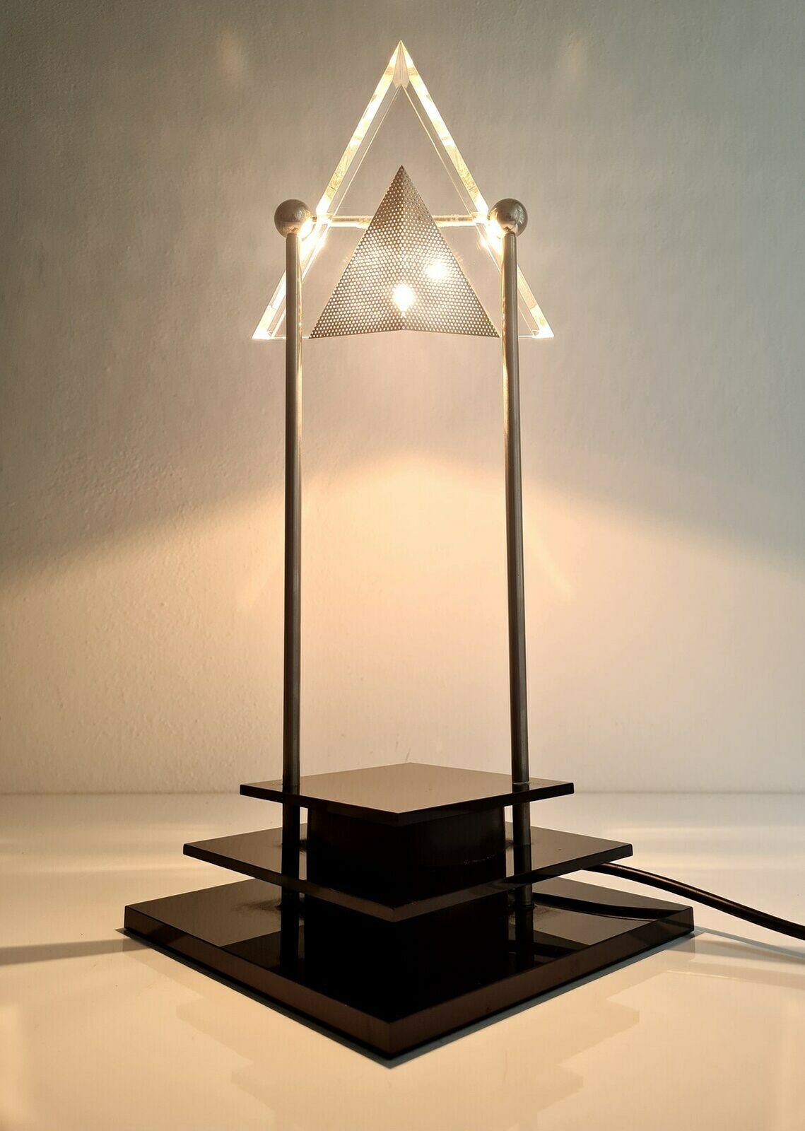 Vintage Delightful Postmodern Design Telescopic Halogen Desk Lamp photo Lighting