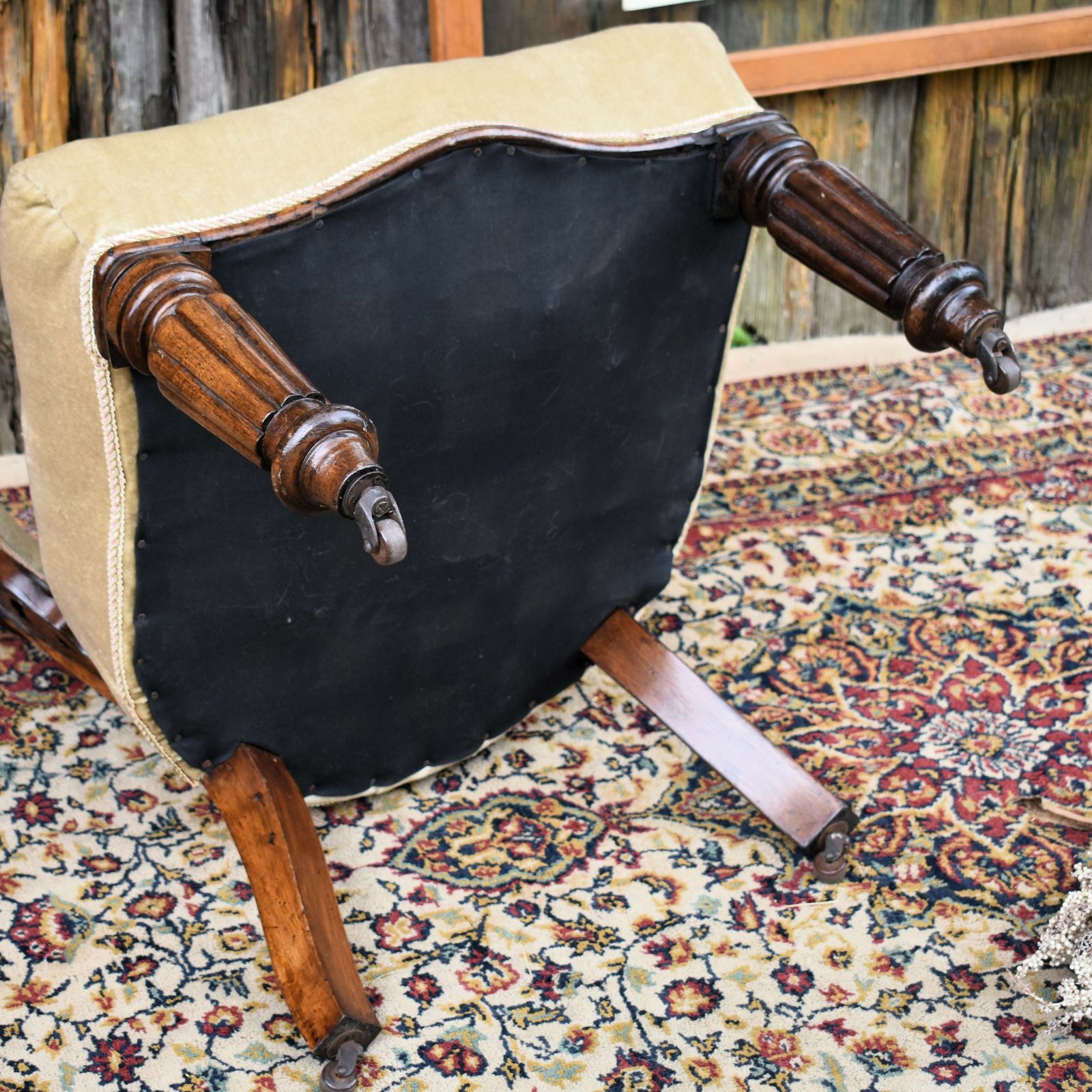 595.0 Antique Victorian Mahogany Cockfighting Horseshoe Library Statement Arm Chair photo
