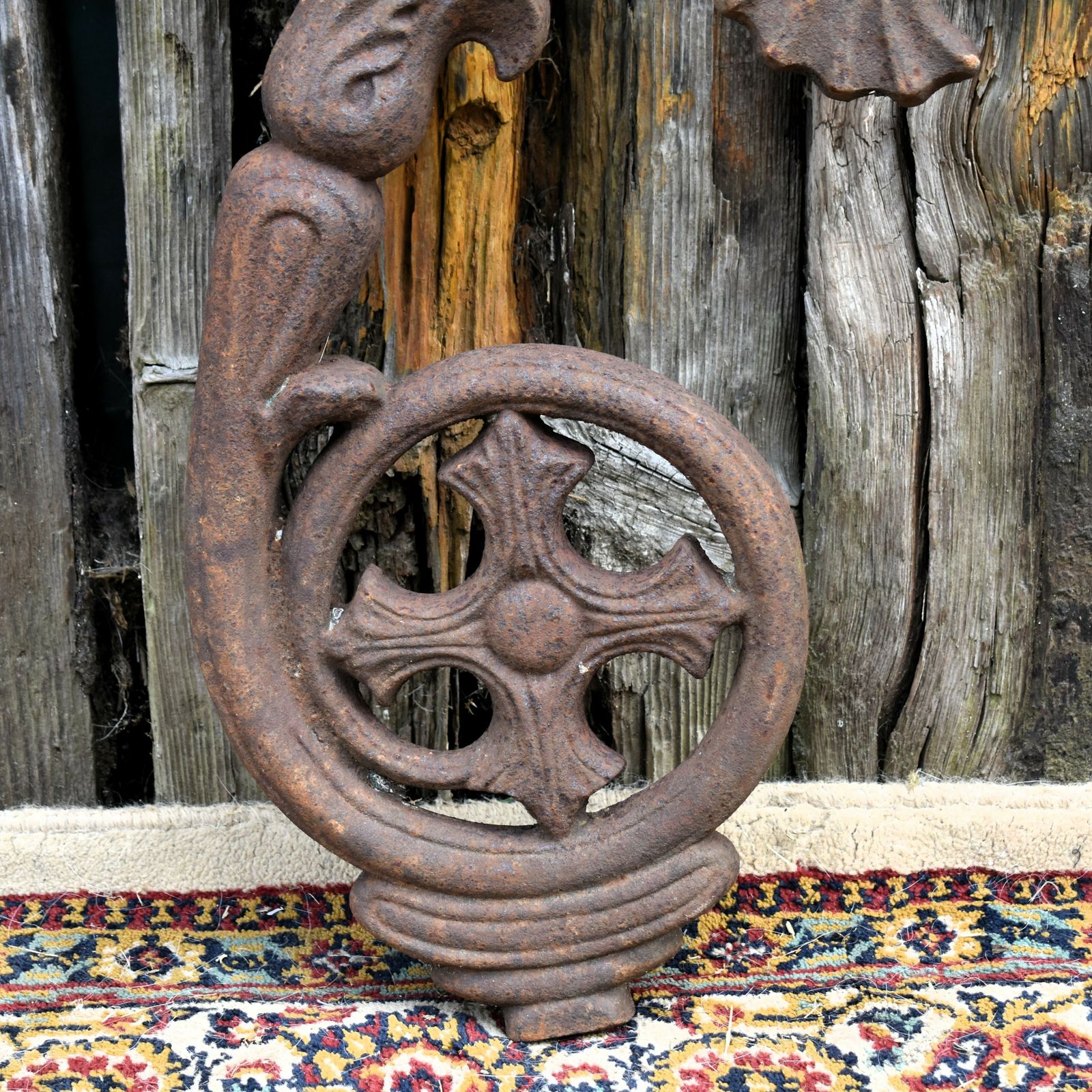 photo furniture Antique Salvage Cast Iron Scroll Architectural Tudor Rose Garden Railing Finial
