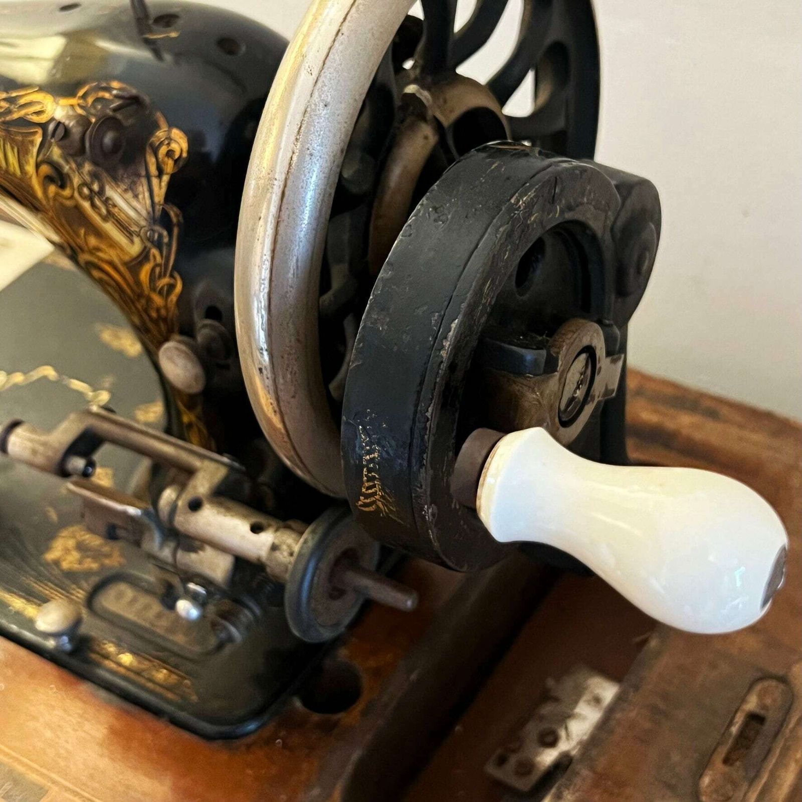 Antieke Frister & Rossmann naaimachine photo furniture