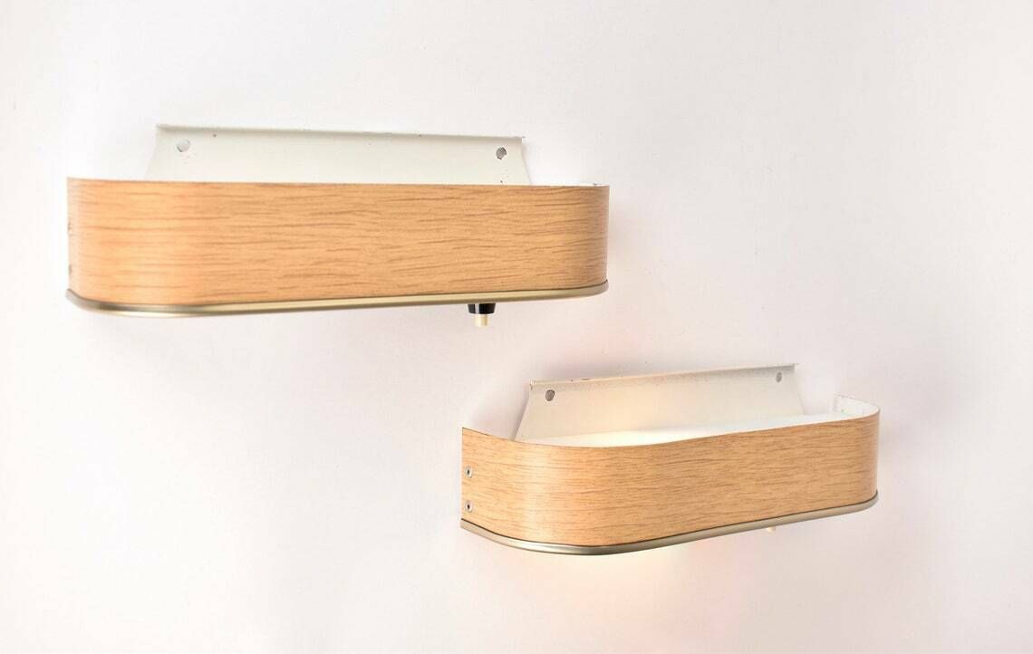 Mid Century Modern Wandlampen Met Houtlook | Vintage Nachtkastlampen | Modernistisch Minimalistisch | Wit Eiken | Mcm | Midmod | Nordic Scandinavisch photo furniture