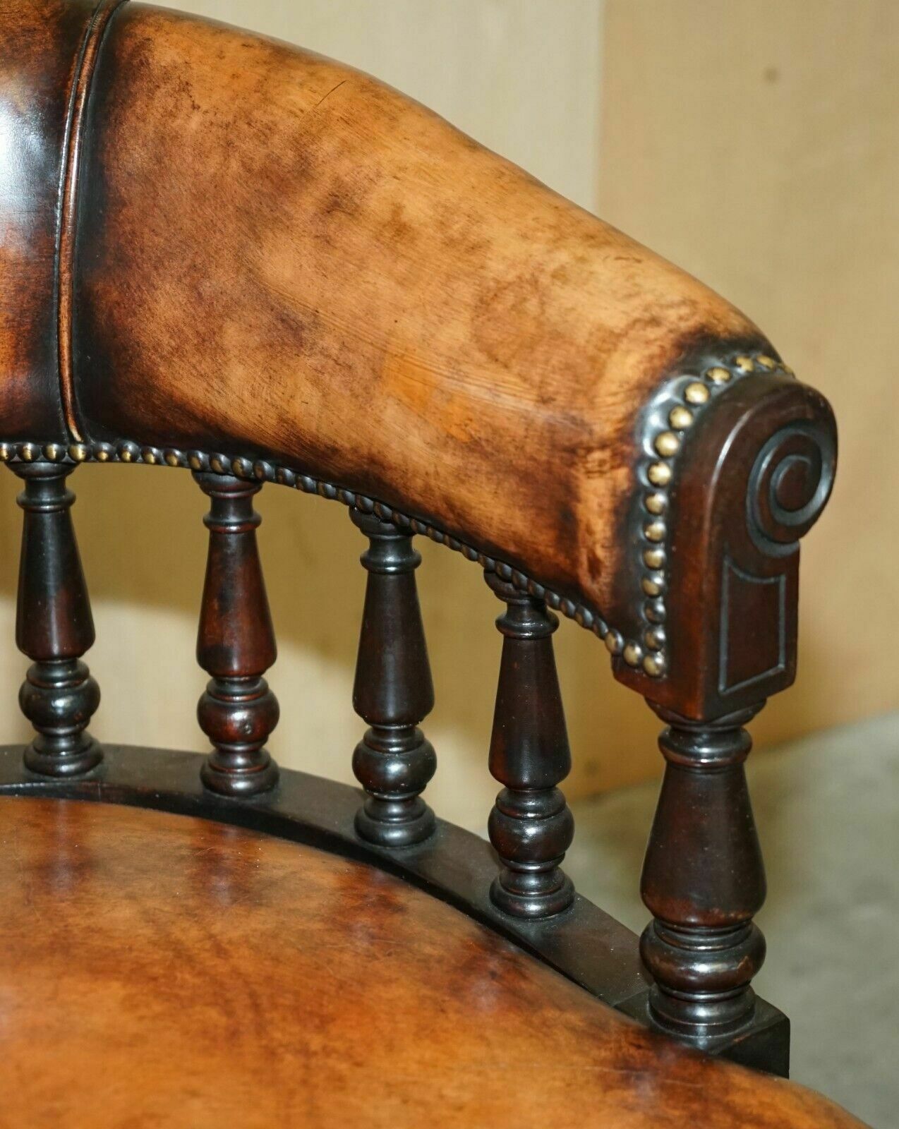 Restored Brown Leather William IV 1830 Mahogany Chesterfield Captains Armchair photo vinterior