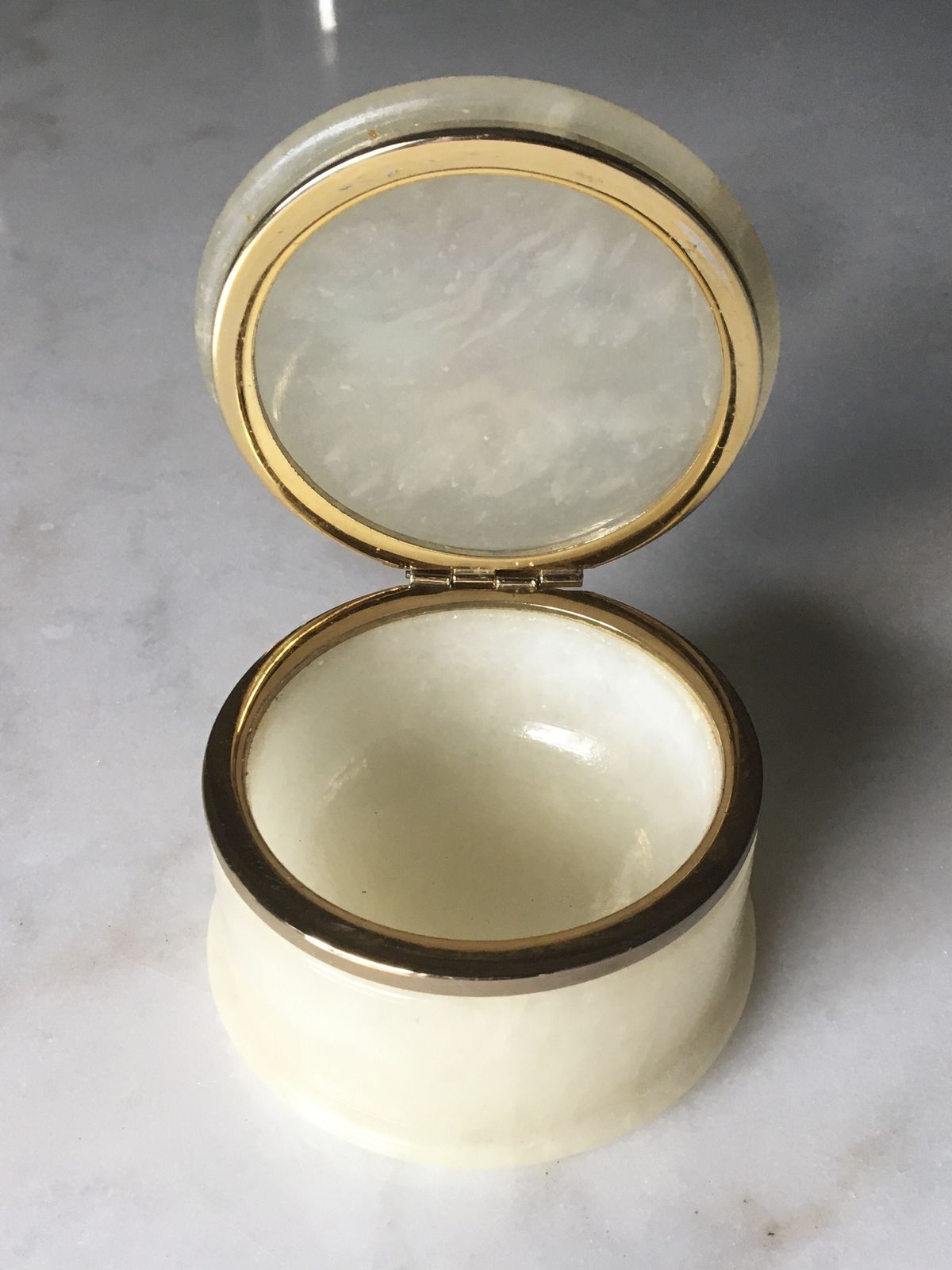 Round White Onyx Marble Jewelry Box / Copper Brass Lid Old Art Deco photo furniture