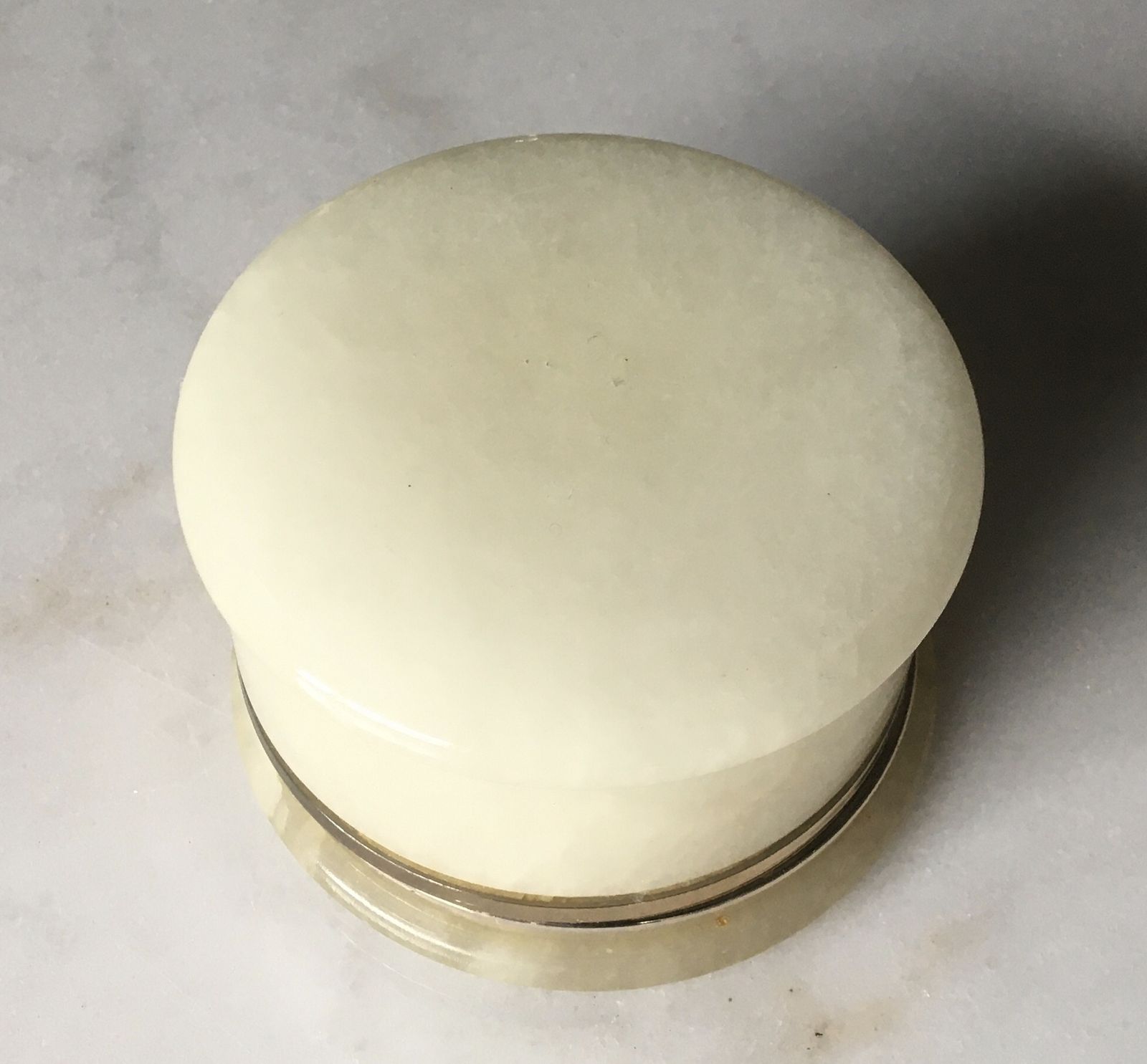 Round White Onyx Marble Jewelry Box / Copper Brass Lid Old Art Deco photo Home Decor