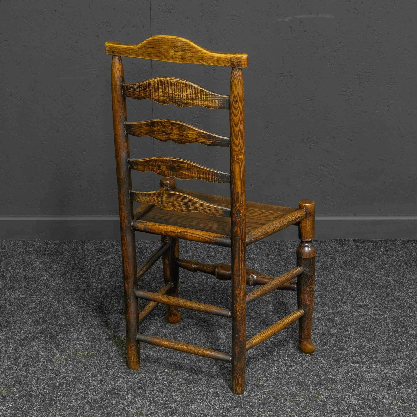Set Of Eight Georgian Chairs, 1700s photo vinterior