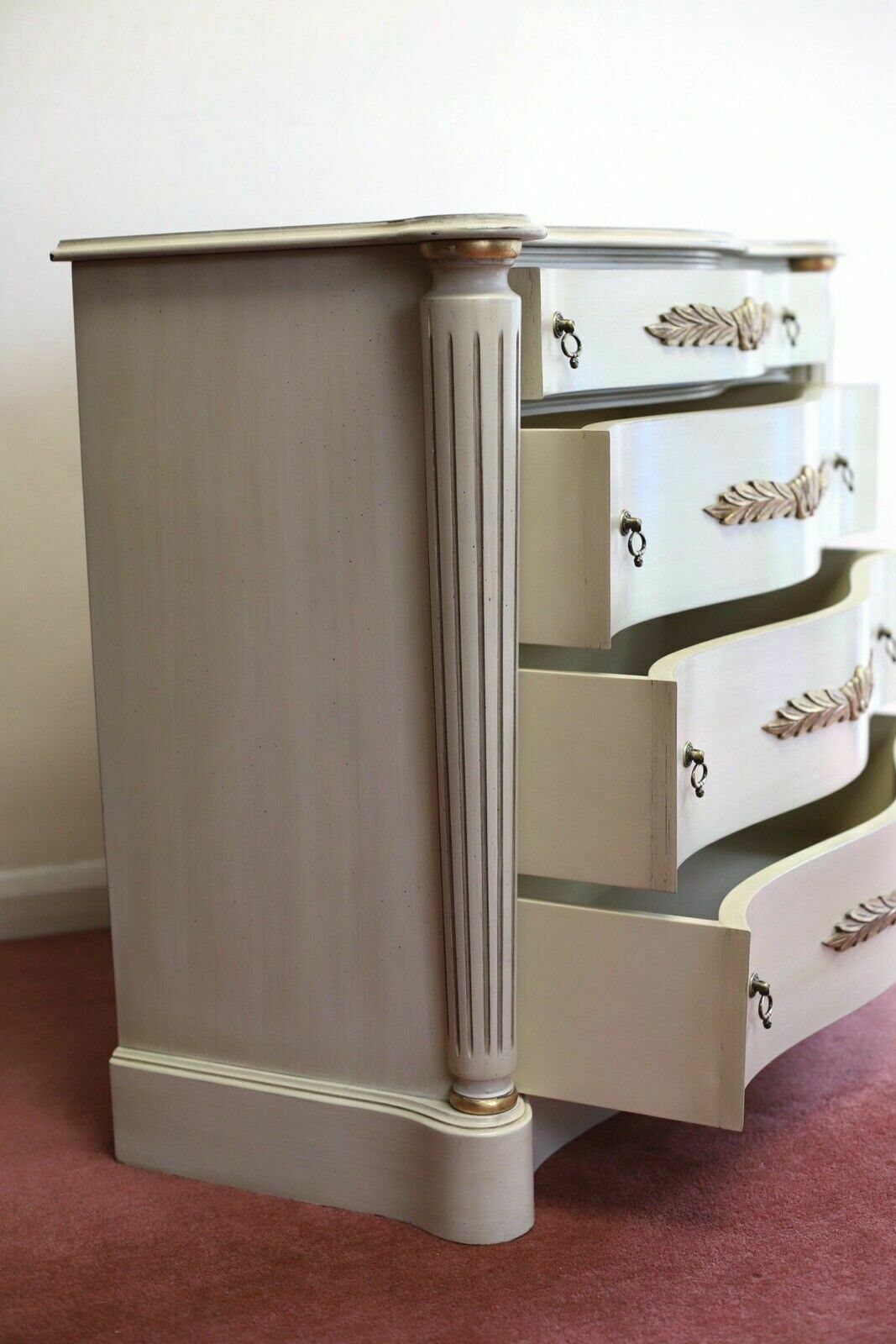 Lovelly Painted Chest Of 4 Drawers French Style photo vinterior