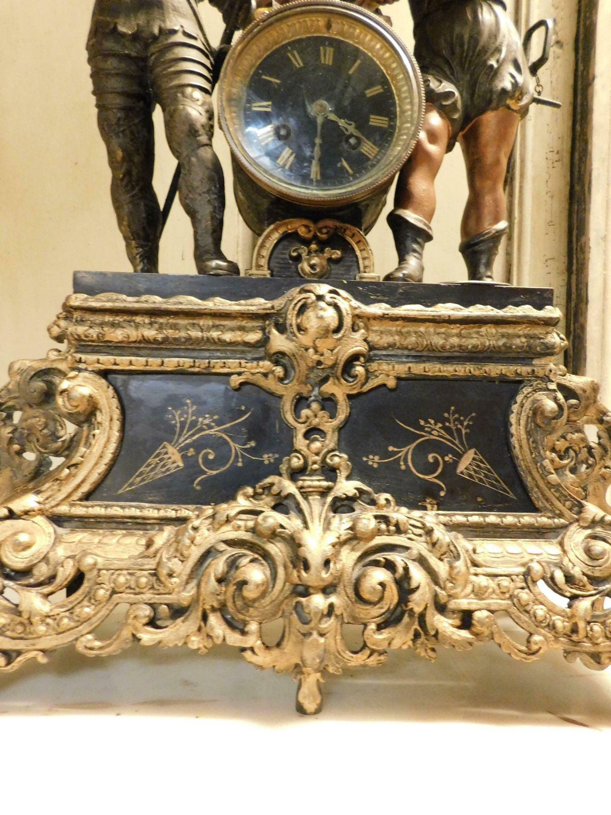 Fireplace Triptych In Bronze Formed By Clock And 2 Candlesticks, Italy photo vinterior