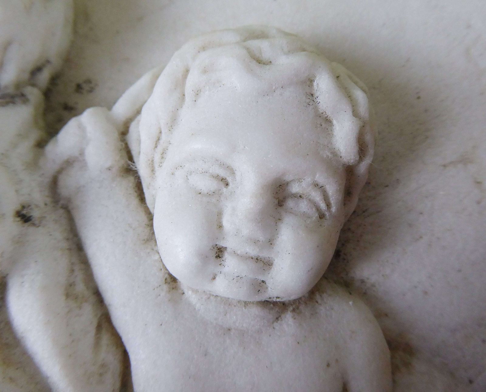 White Marble Cherubs Plaque | Antique Putti Decorative Frieze | Architectural Salvage | Romantic Décor photo vinterior